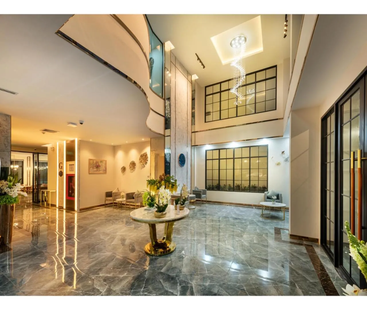 Lobby or reception in Nine River Hotel