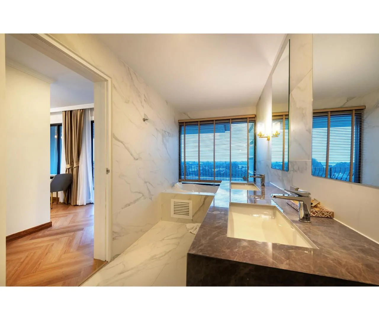 Bathroom in Nine River Hotel