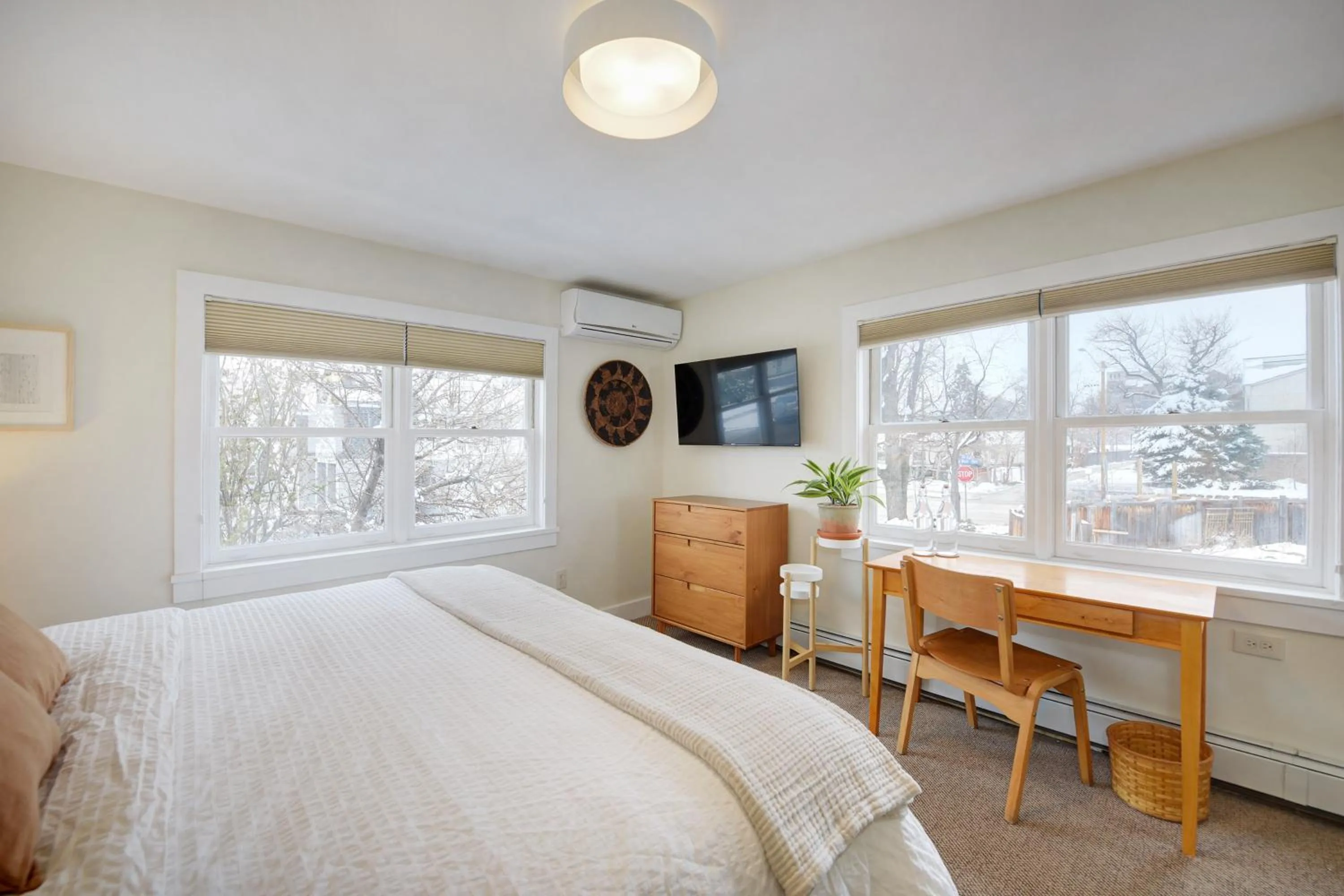 Bed in Boulder Guest House