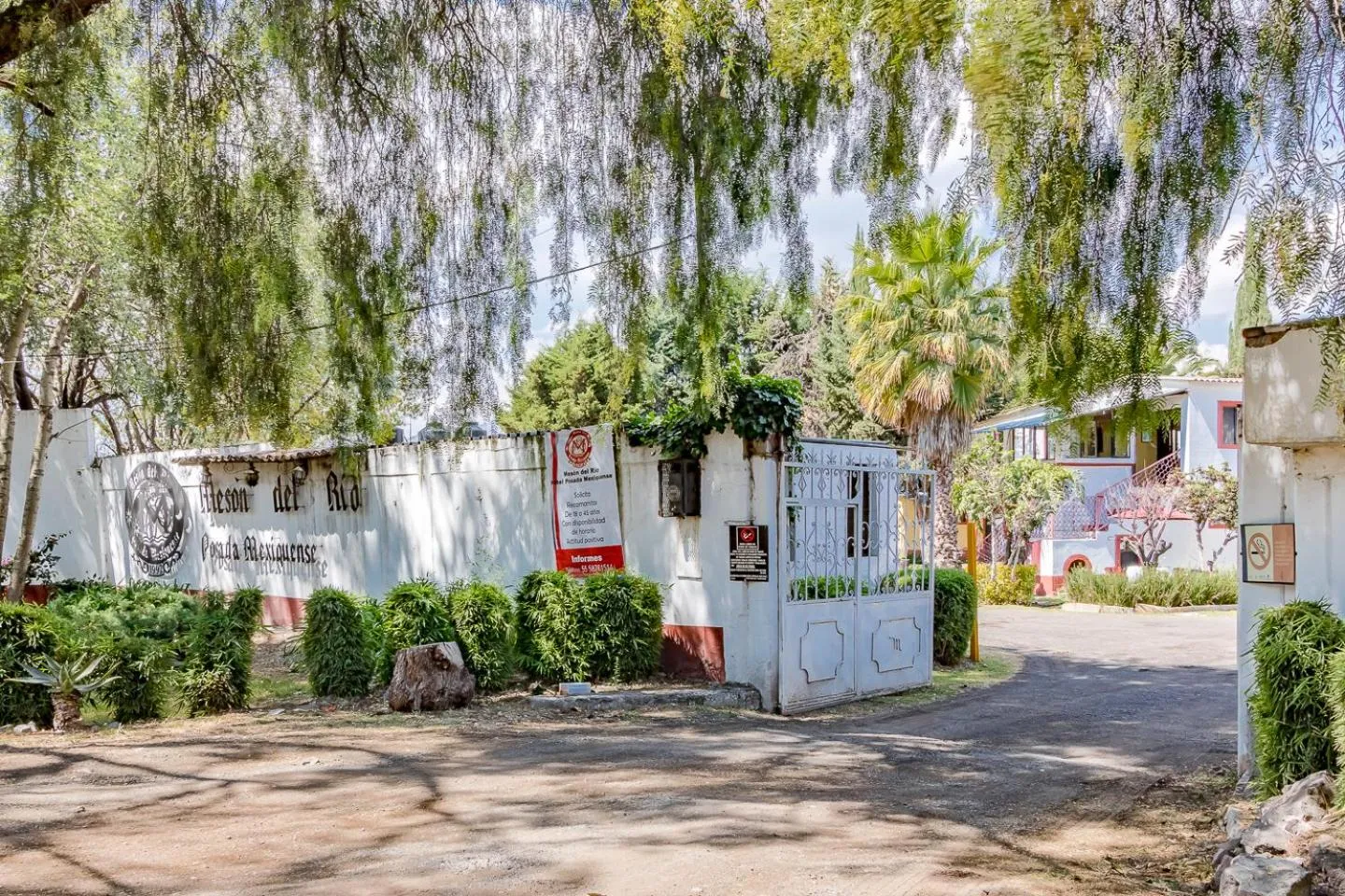 Ayenda Mesón del Río