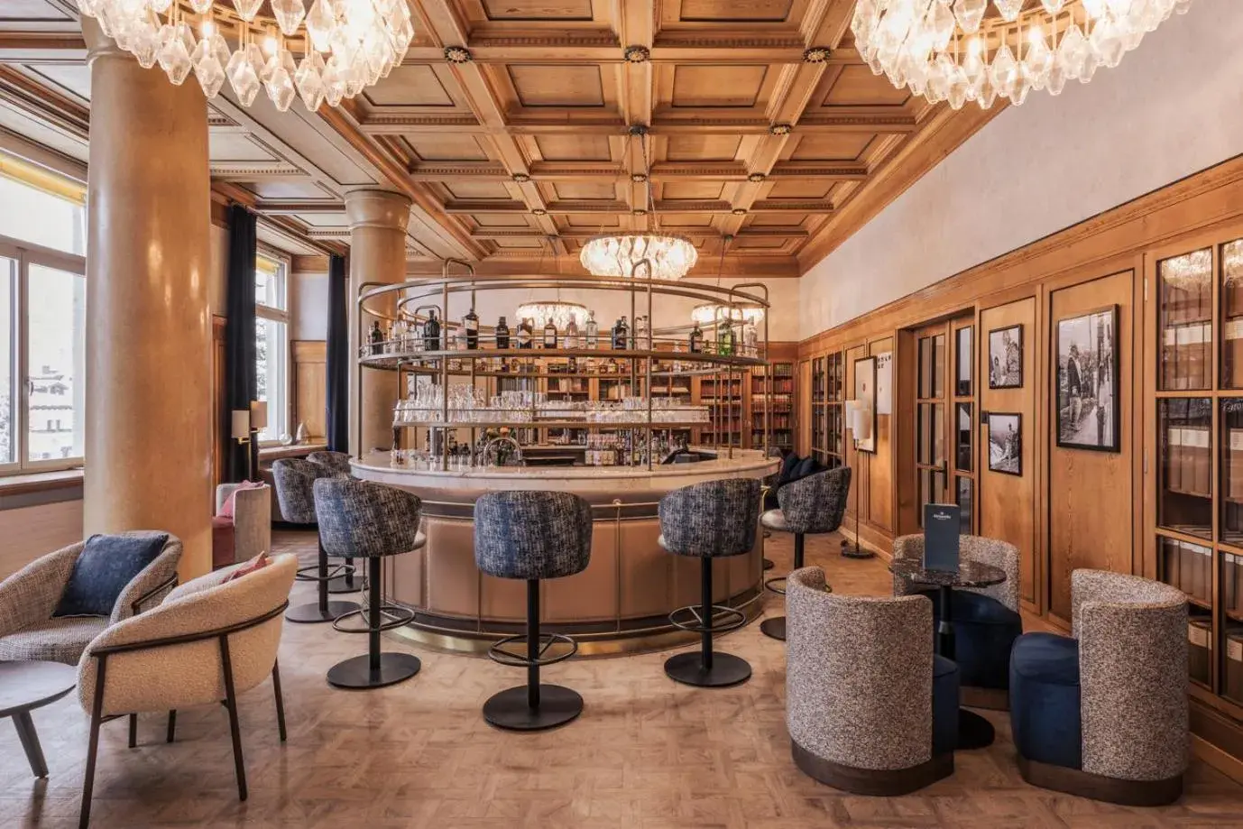 Lounge or bar in Hotel Altein Arosa, a Faern Collection Resort Lounge or bar in Hotel Altein Arosa, a Faern Collection Resort