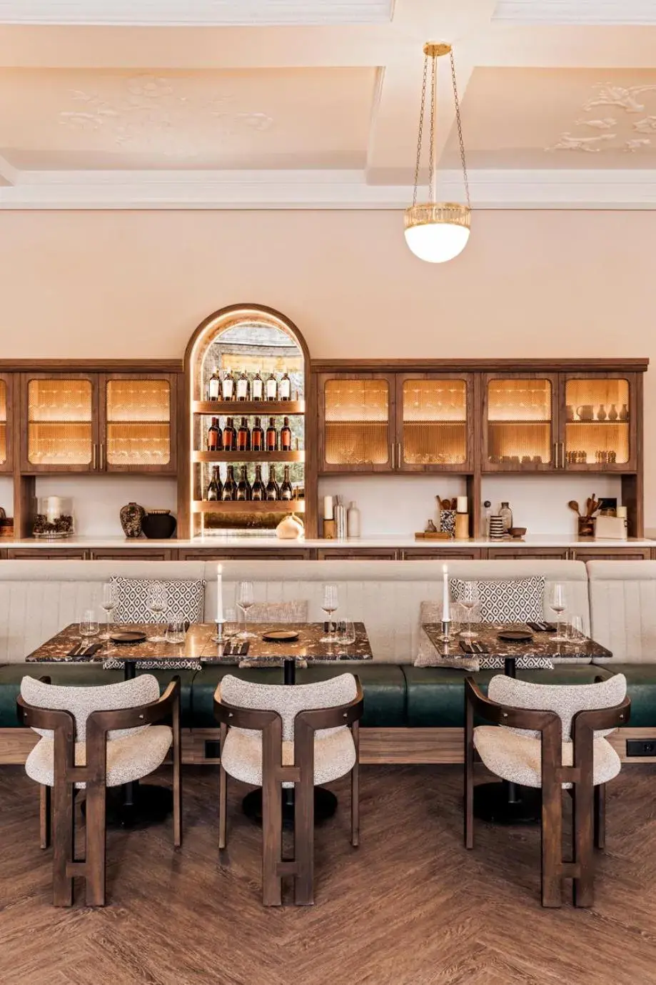 Restaurant/places to eat in Hotel Altein Arosa, a Faern Collection Resort Restaurant/places to eat in Hotel Altein Arosa, a Faern Collection Resort