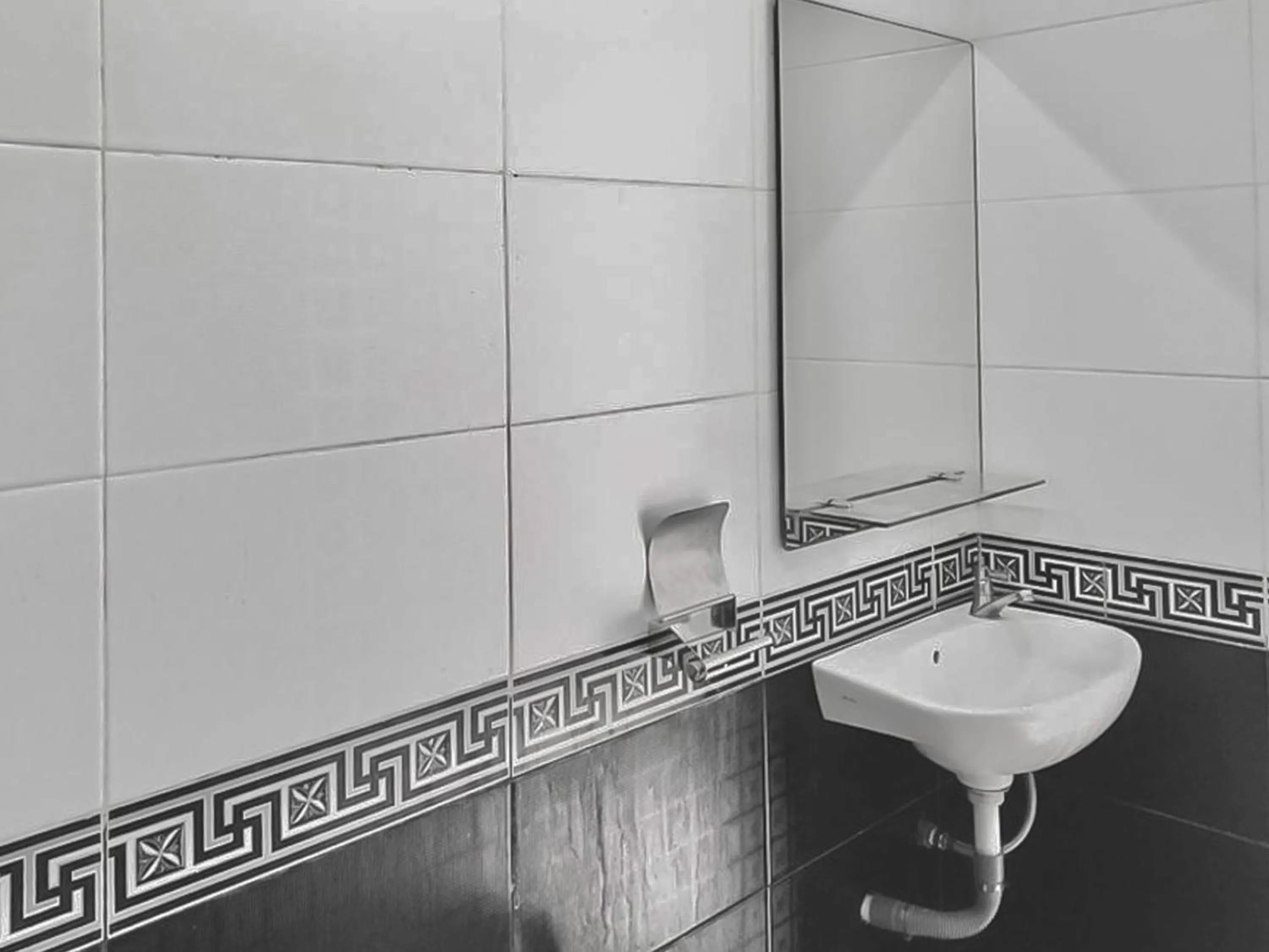 Bathroom in Tiara Guest House Samarinda RedPartner