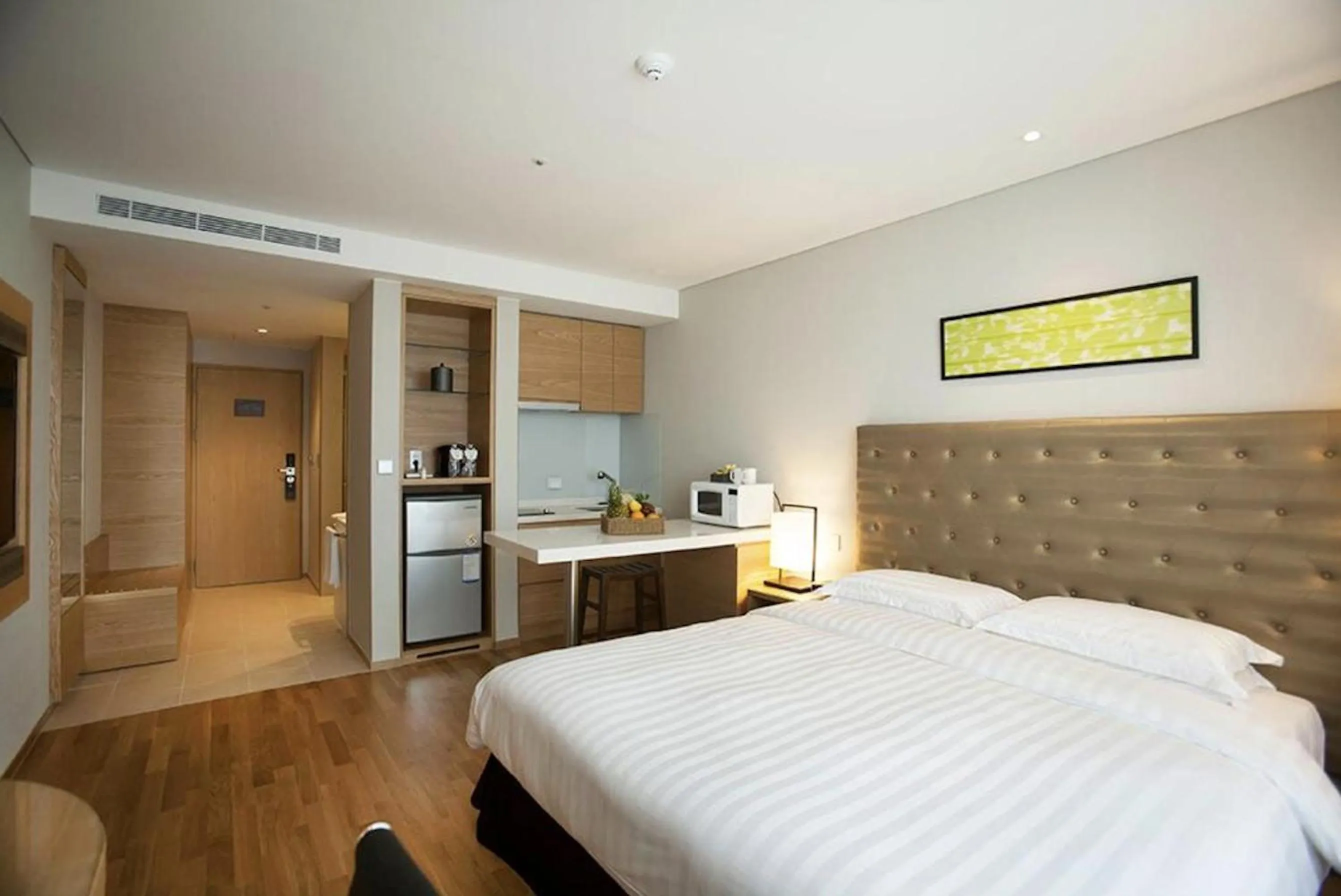 Bed in Best Western Hotel Gunsan