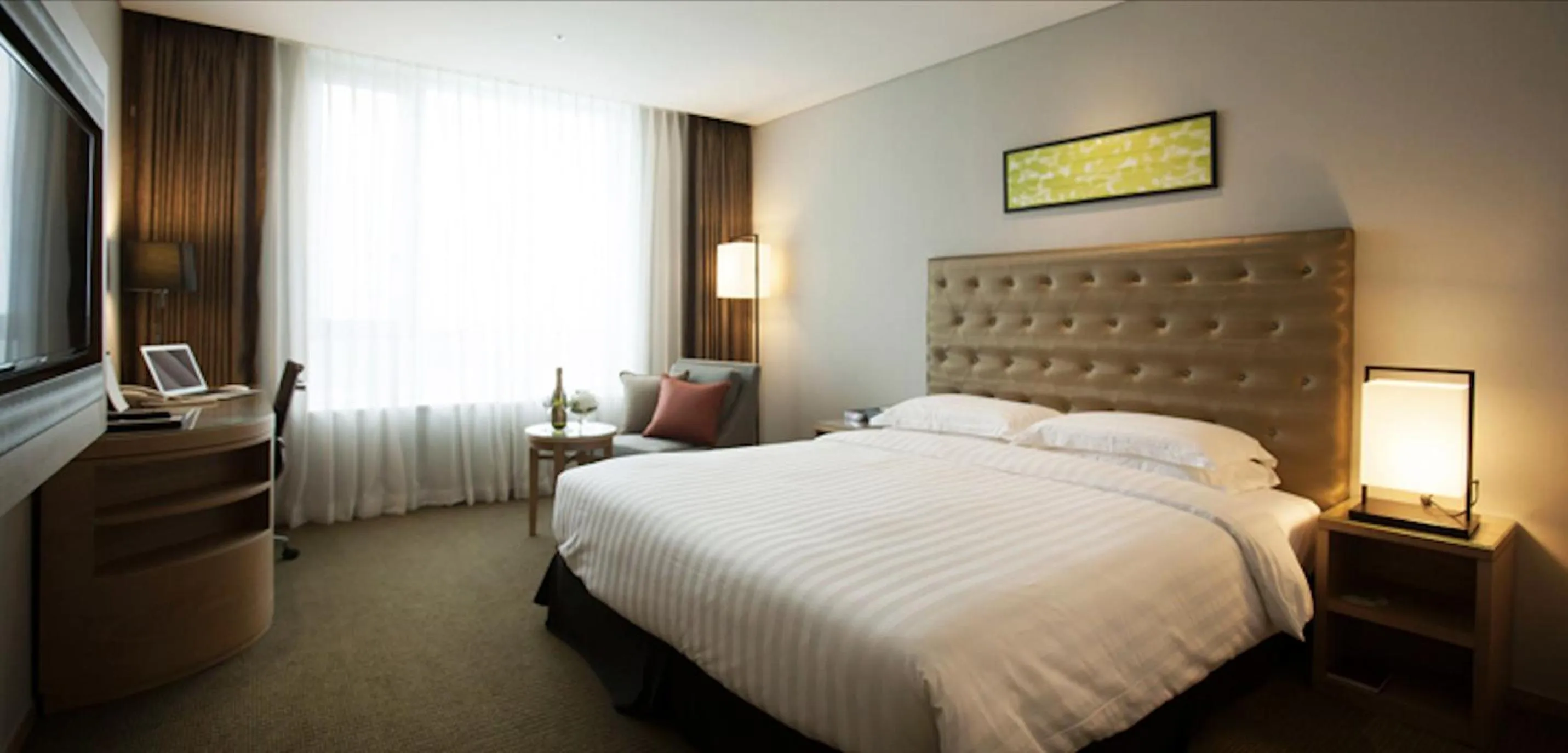 Bed in Best Western Hotel Gunsan