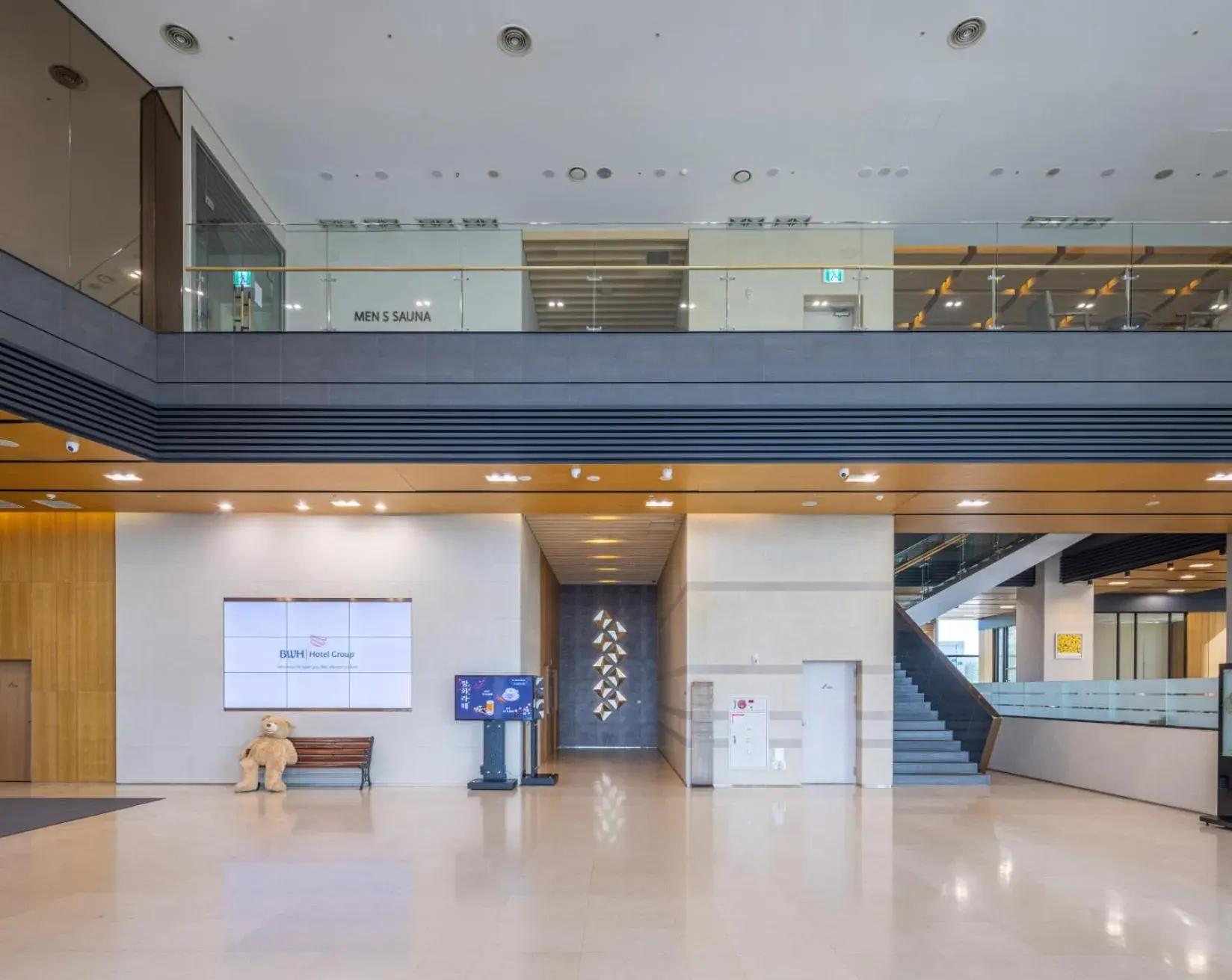 Lobby or reception in Best Western Hotel Gunsan Lobby or reception in Best Western Hotel Gunsan