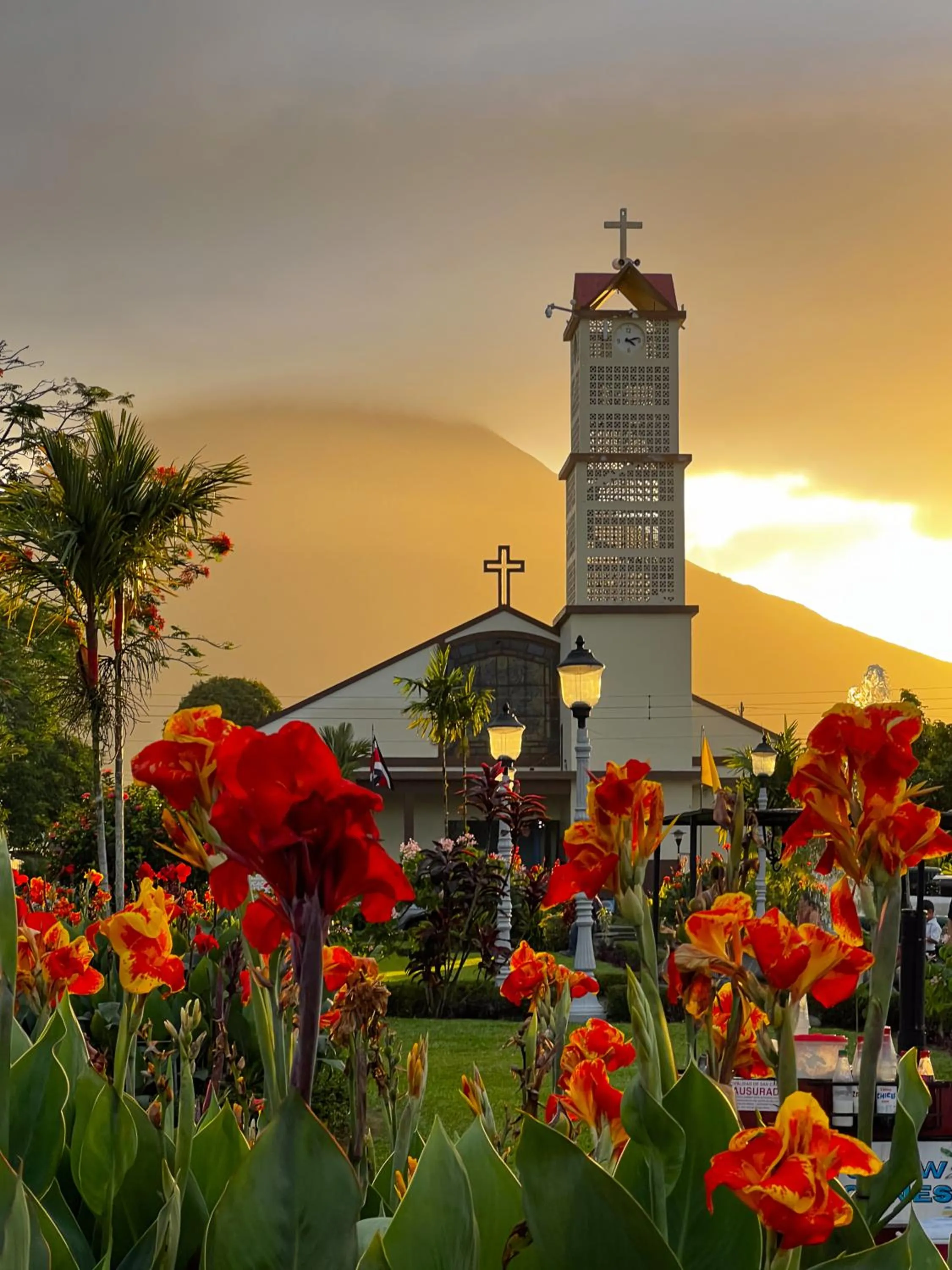 Nearby landmark in Poshtel Arenal