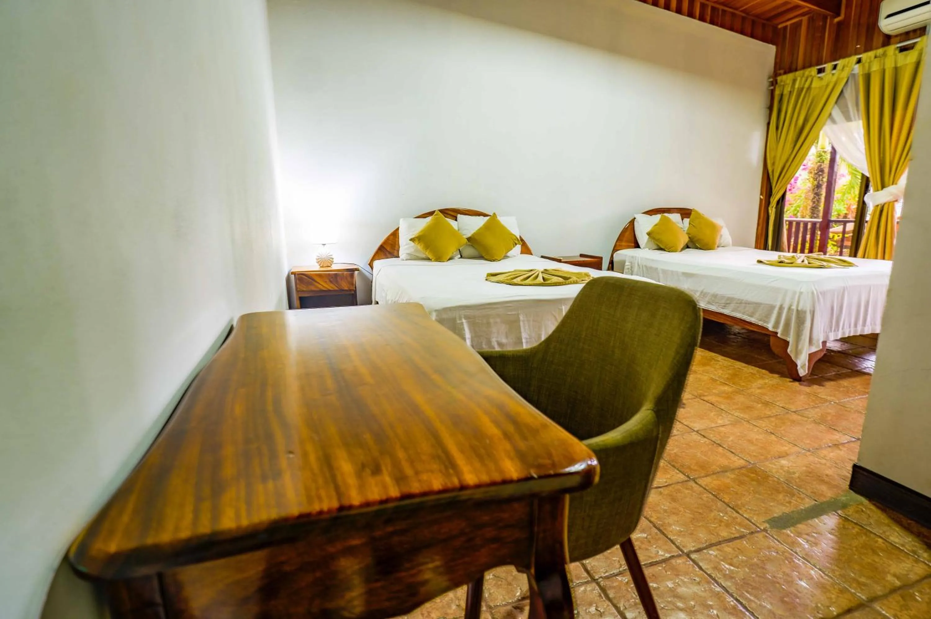 Bed in Poshtel Arenal