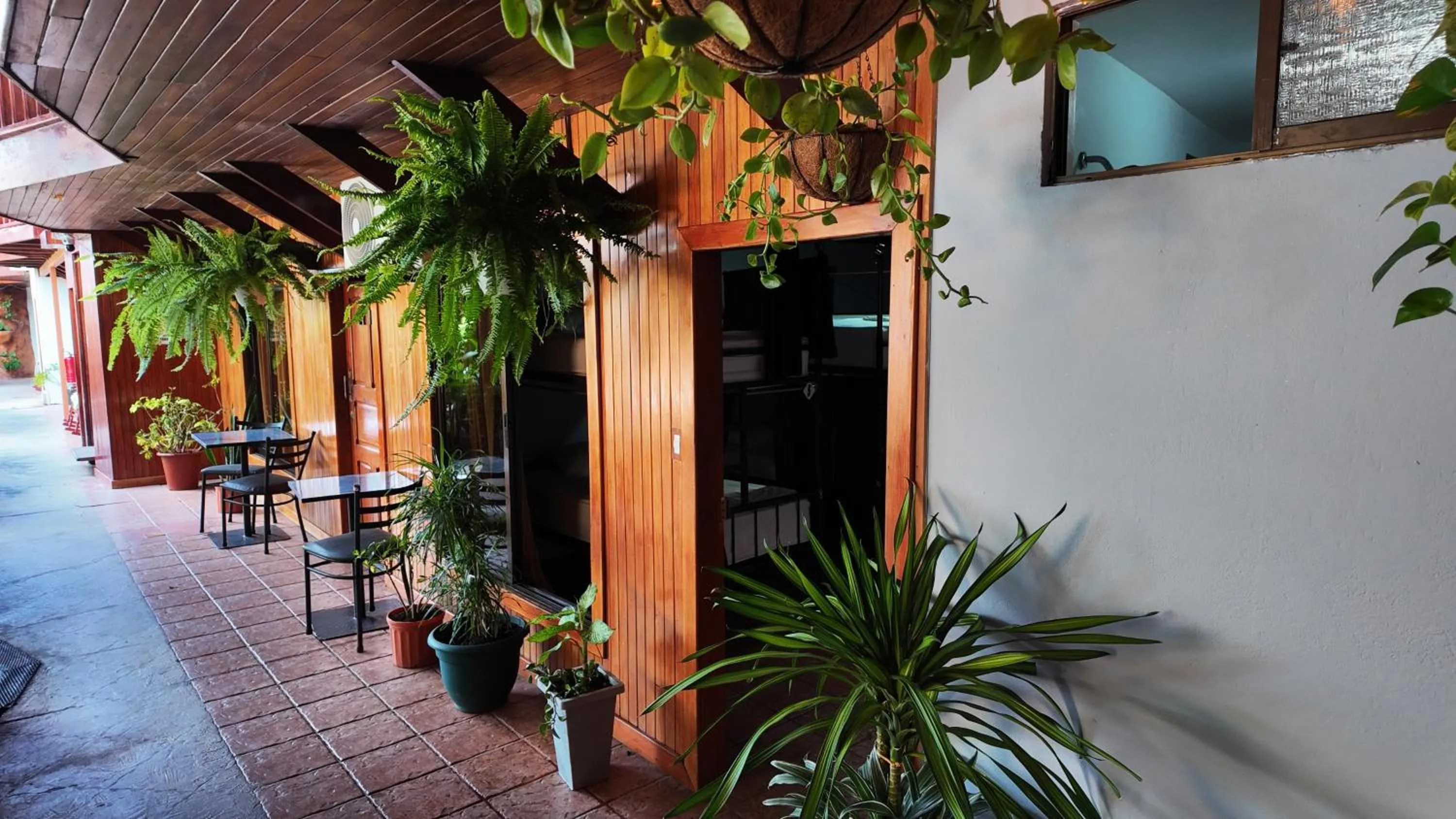 Property building in Poshtel Arenal