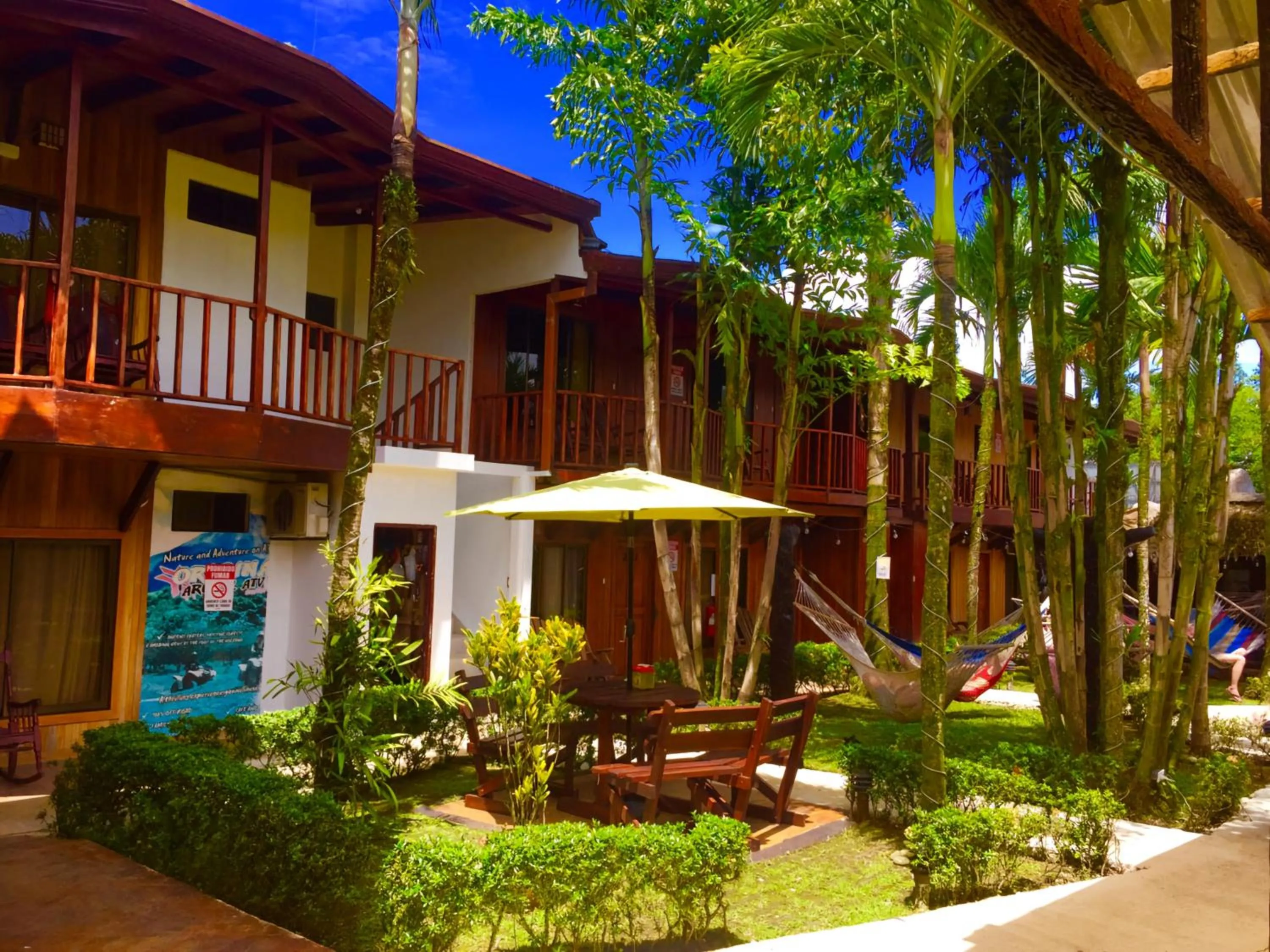 Property building in Poshtel Arenal