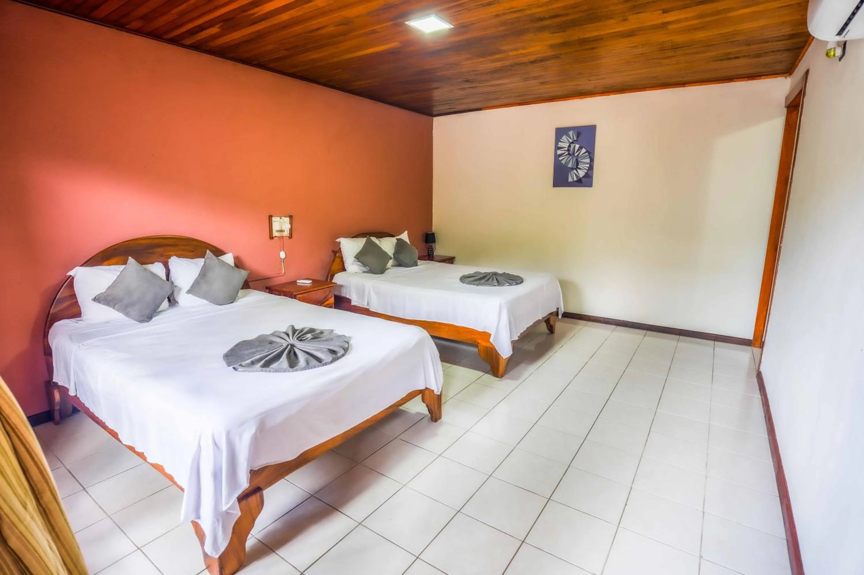 Bed in Poshtel Arenal