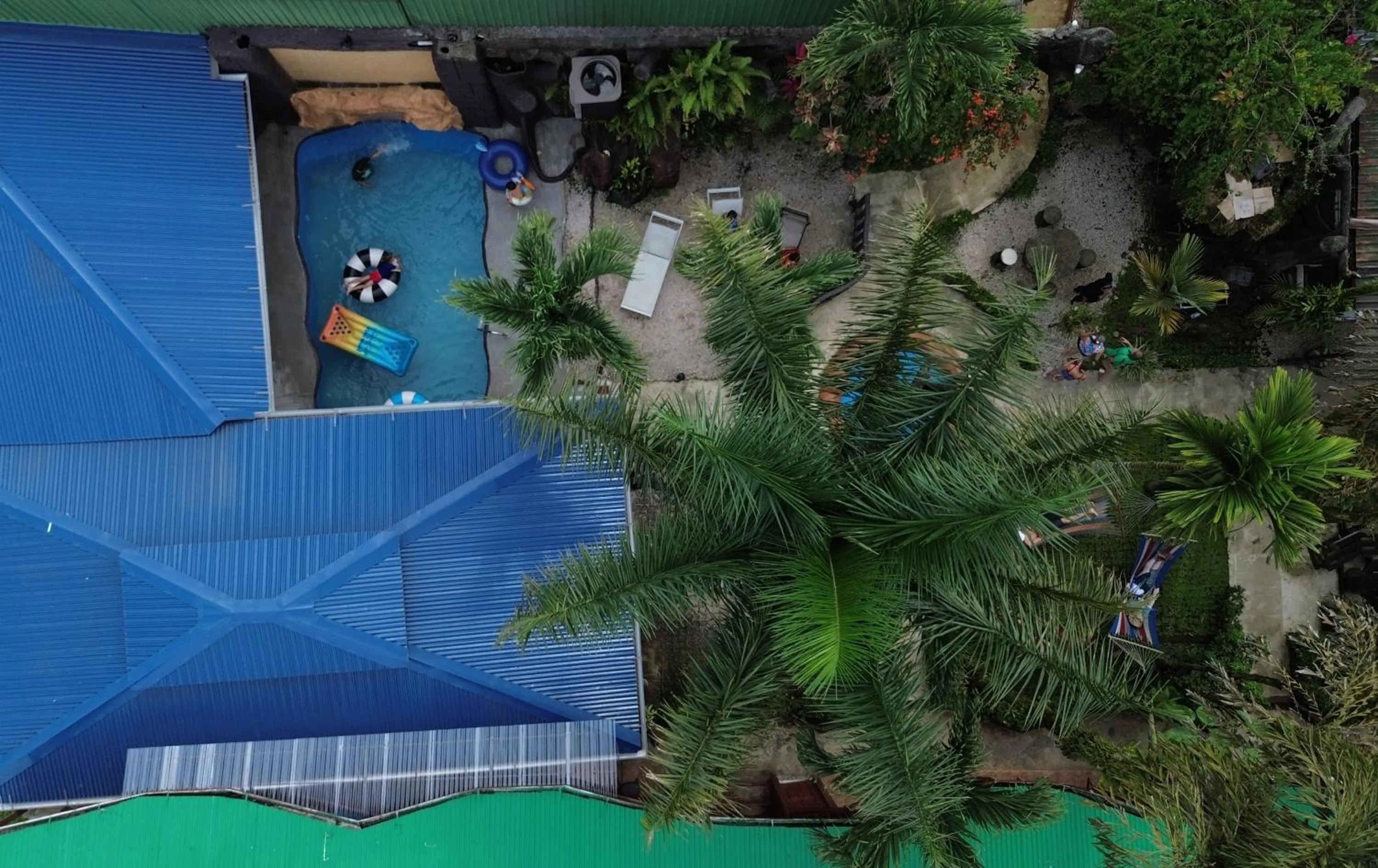 Property building in Poshtel Arenal
