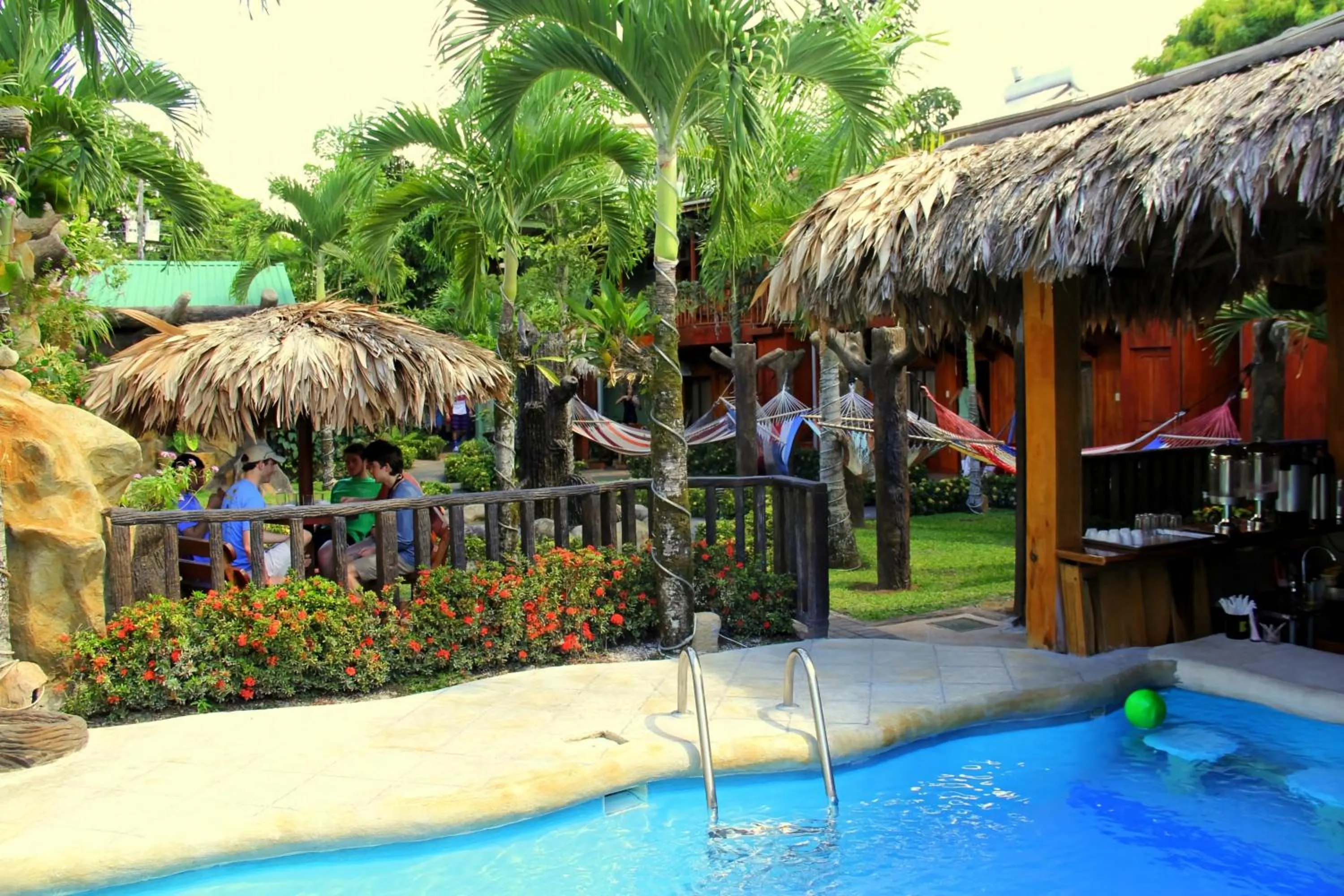 Property building in Poshtel Arenal