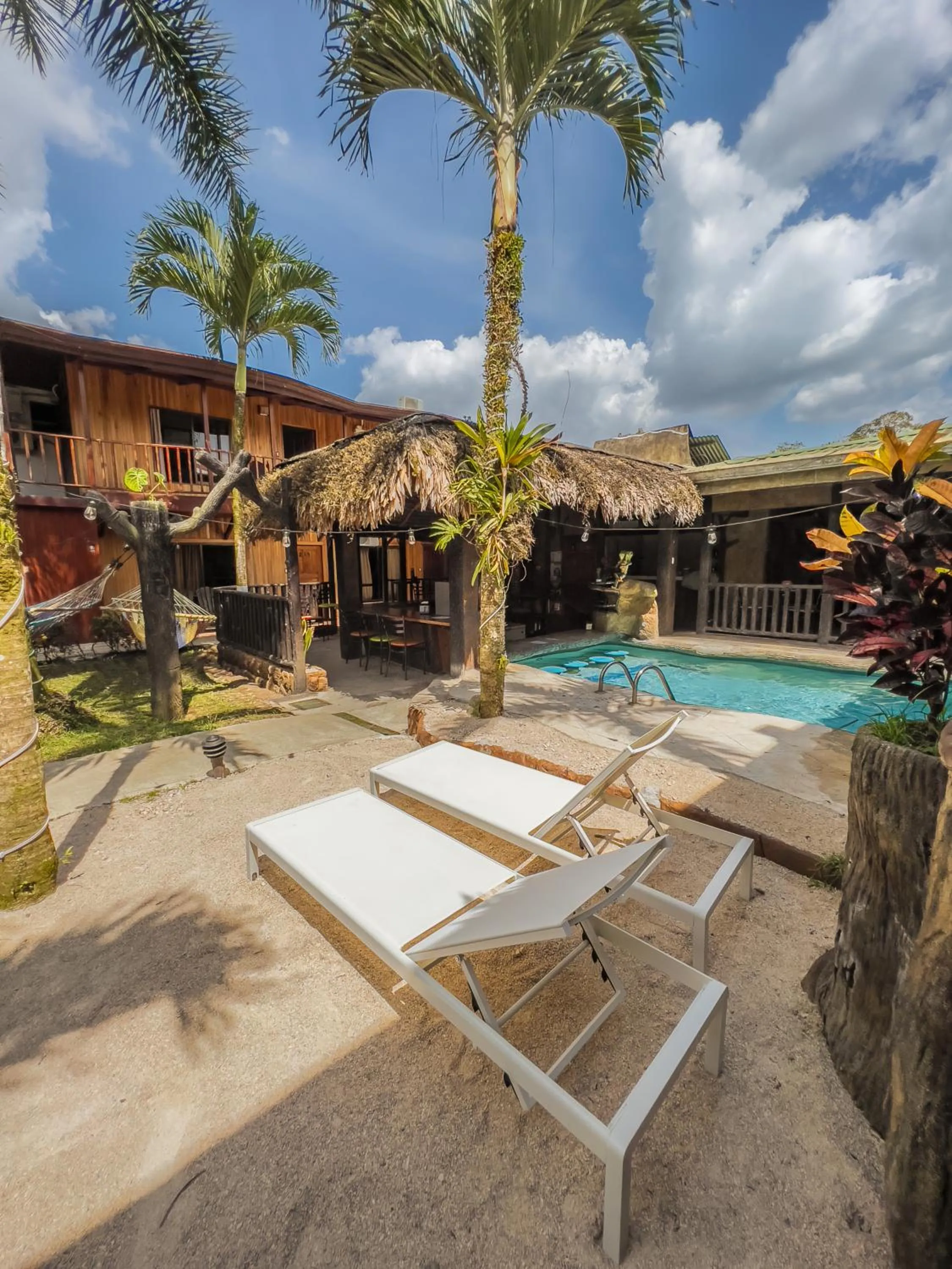Property building in Poshtel Arenal