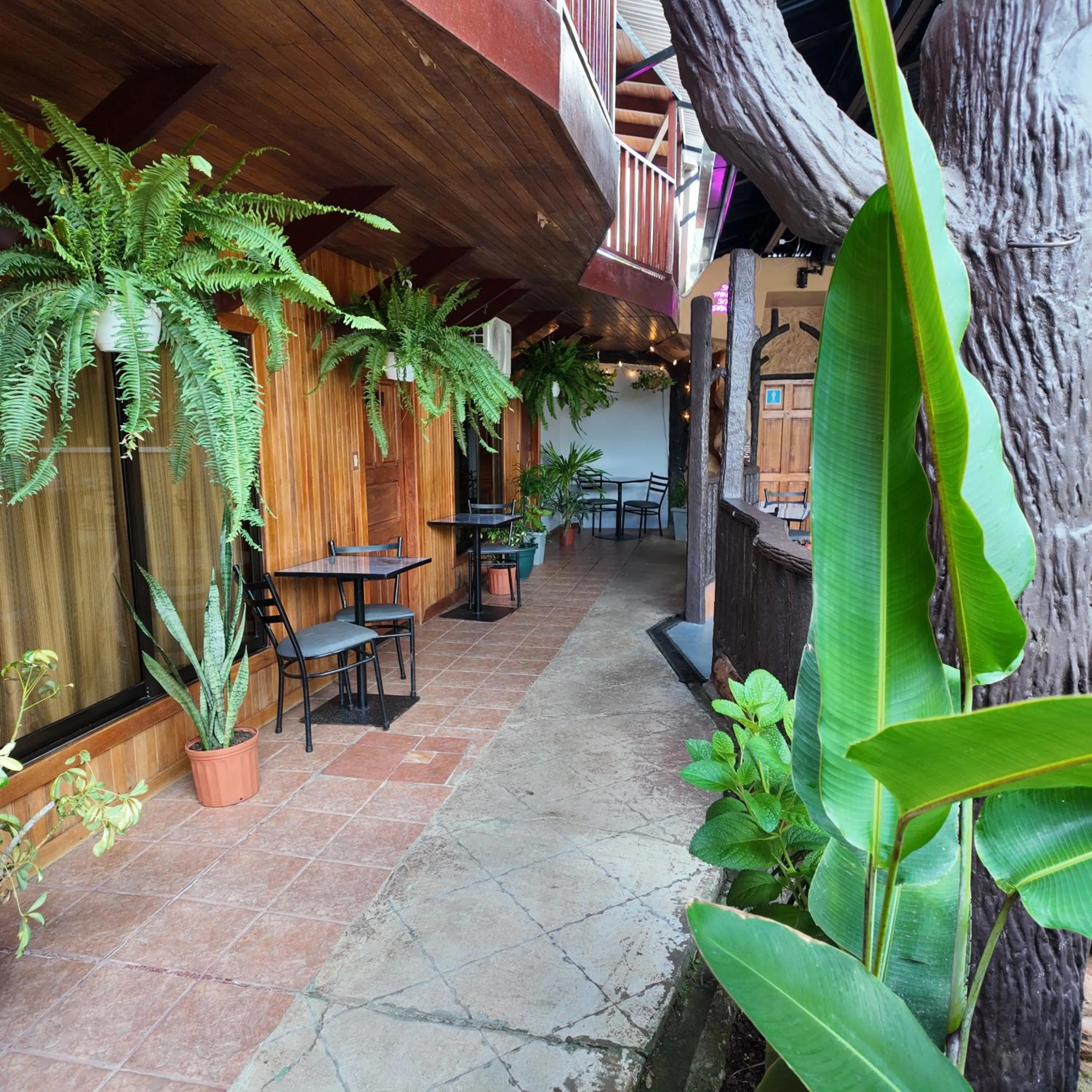 Property building in Poshtel Arenal