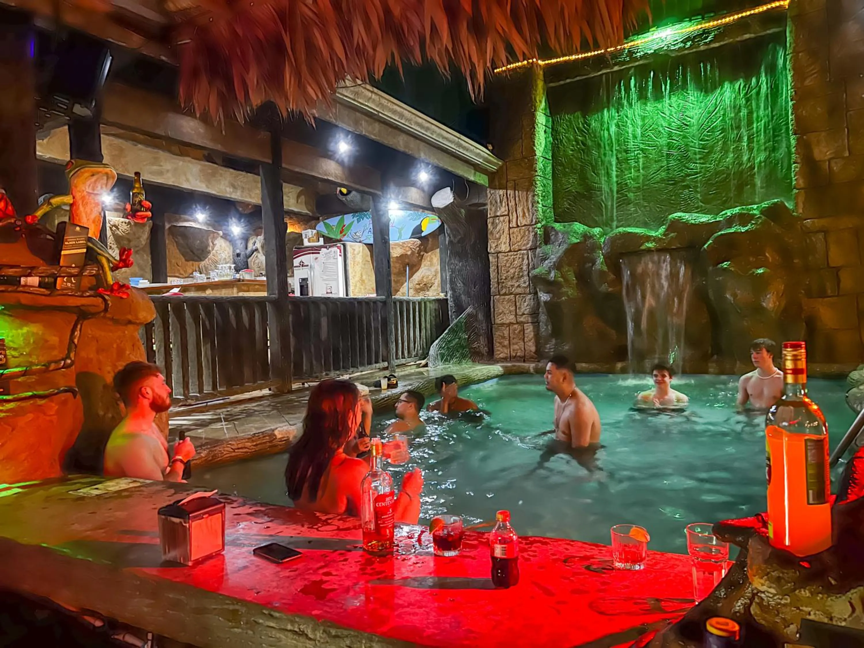 Night in Poshtel Arenal