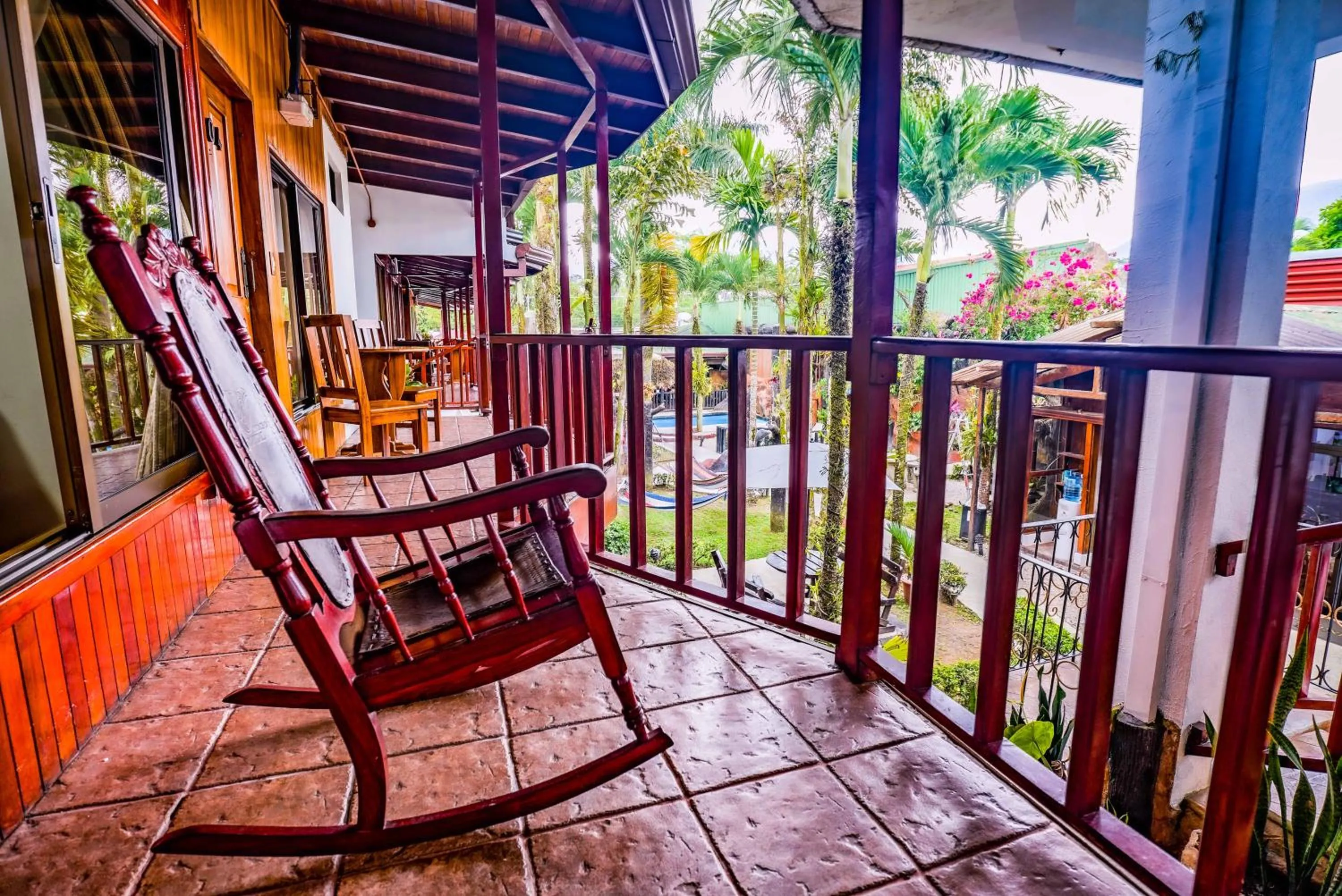 Patio in Poshtel Arenal
