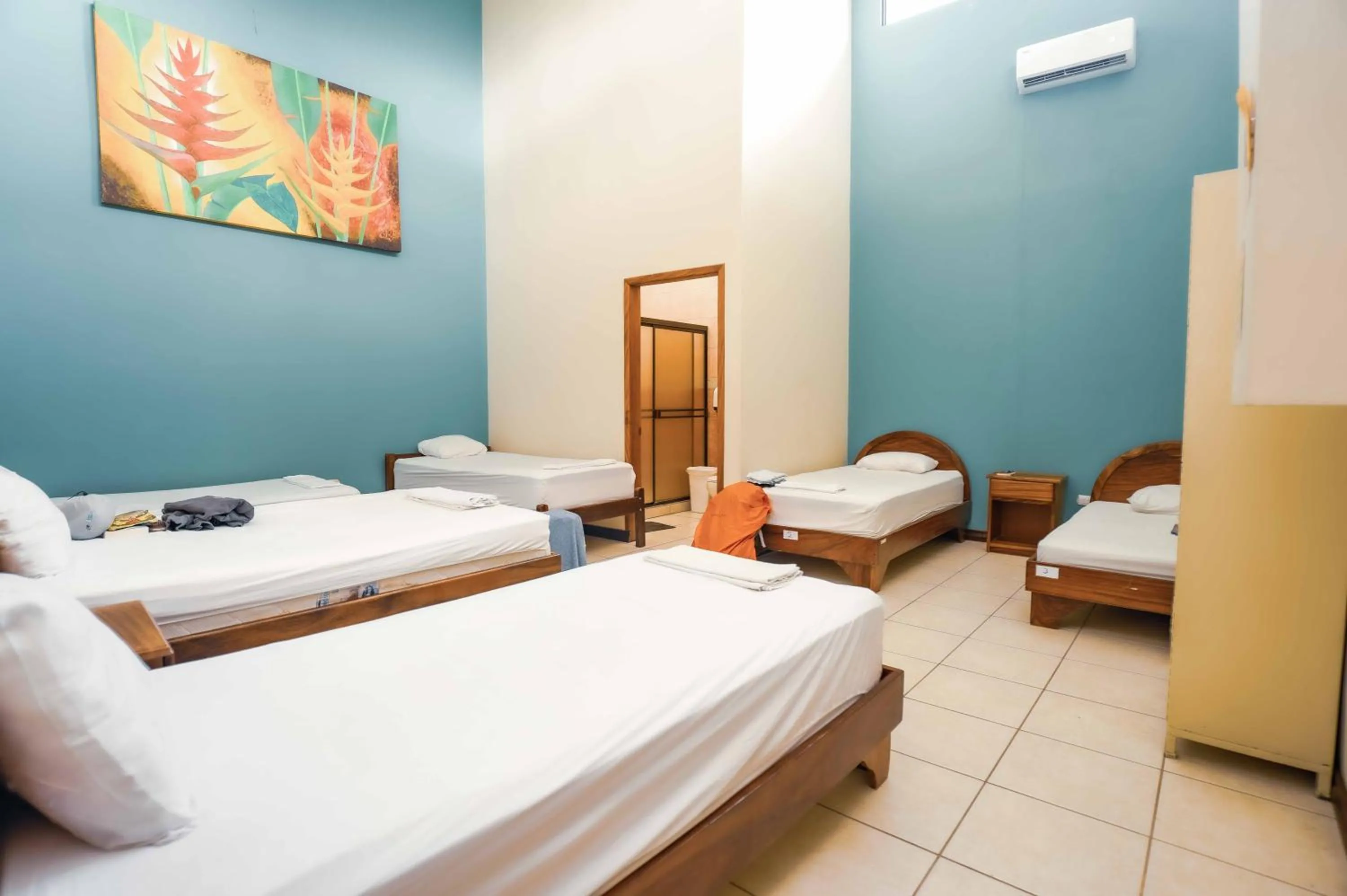 Bed in Poshtel Arenal