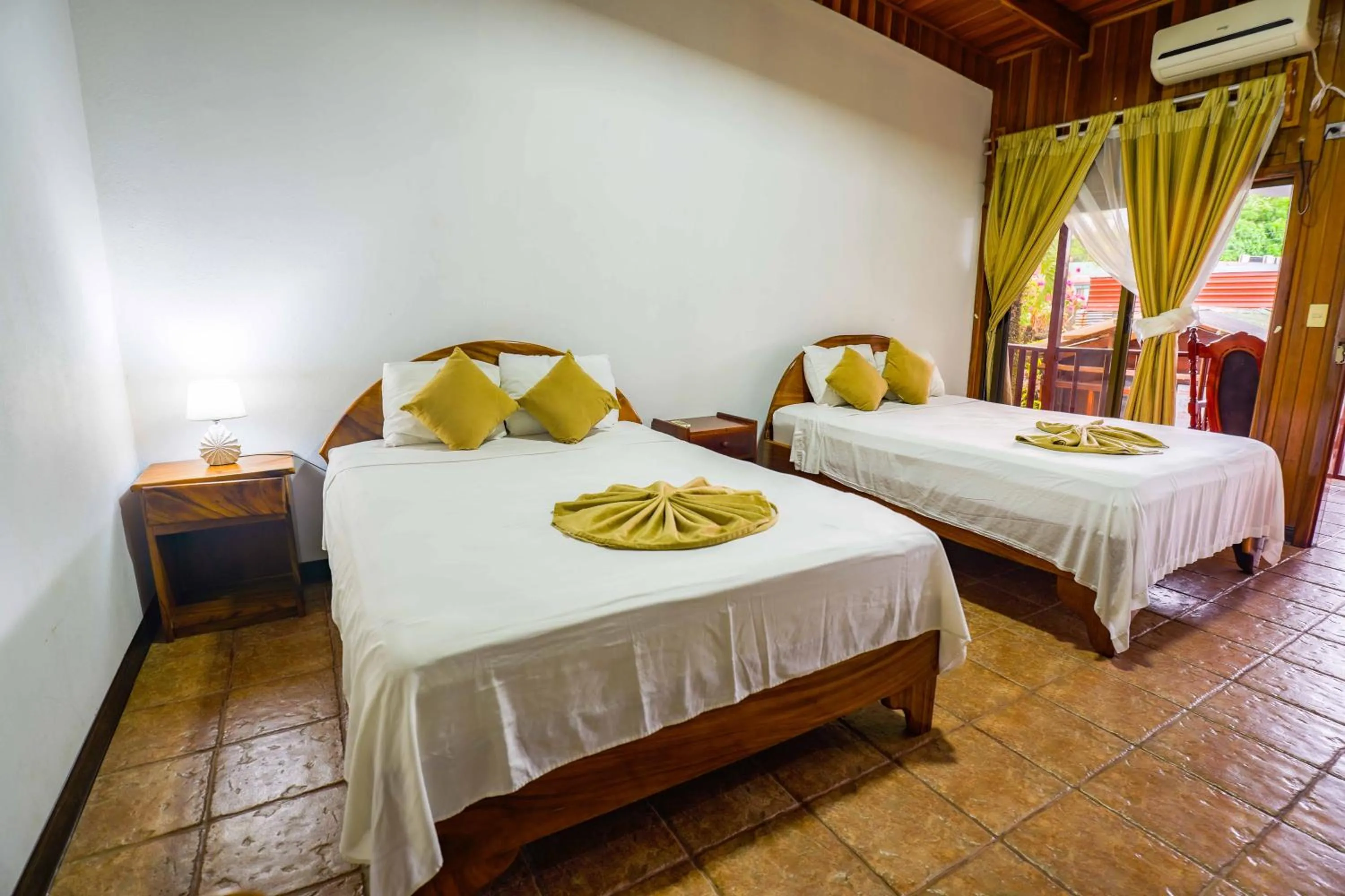 Bed in Poshtel Arenal