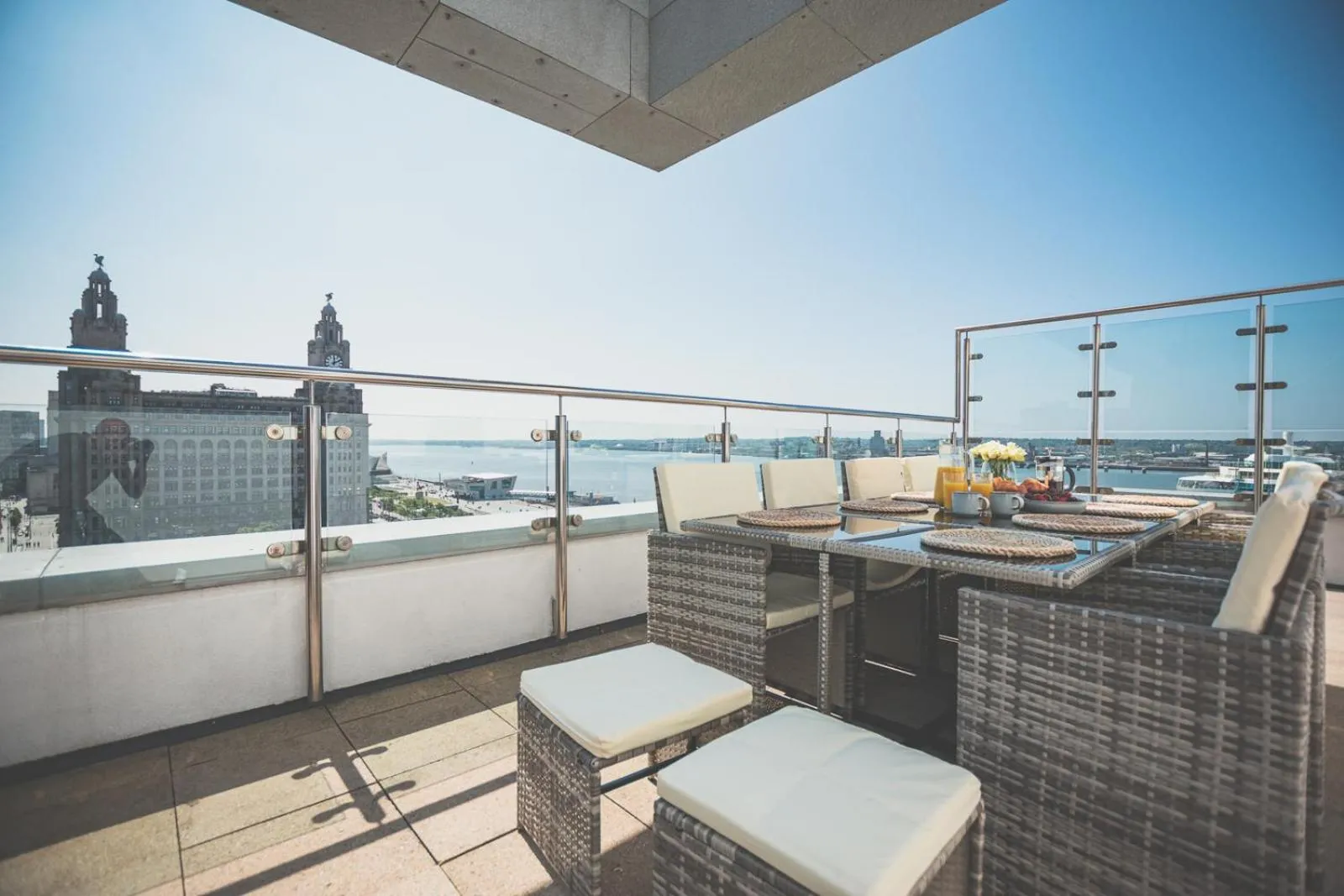 NOVU Apartments Liverpool Waterfront