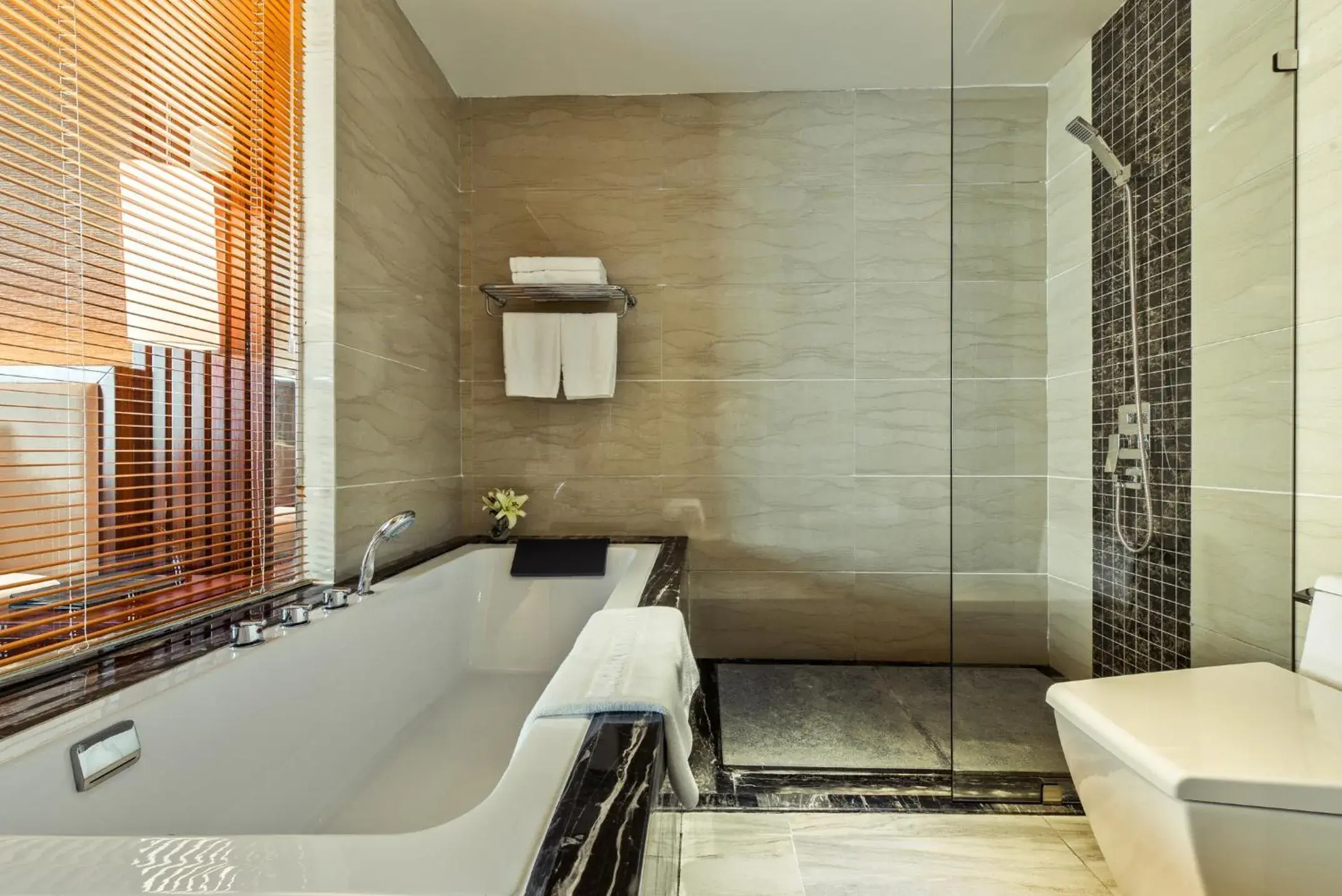 Bathroom in Muong Thanh Luxury Quang Ninh Hotel Bathroom in Muong Thanh Luxury Quang Ninh Hotel