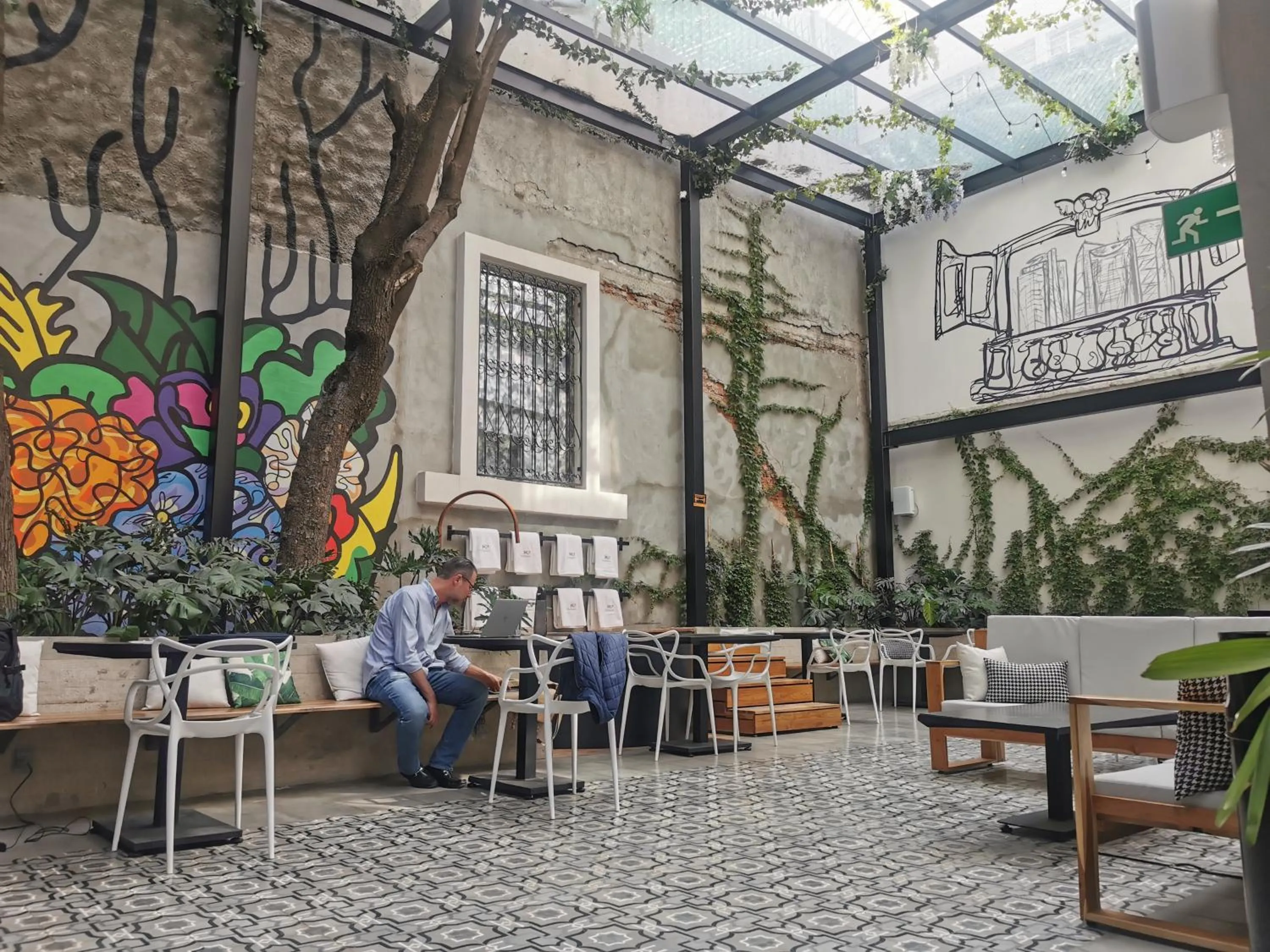 Living room in Hotel MX condesa CDMX, Trademark Collection by Wyndham