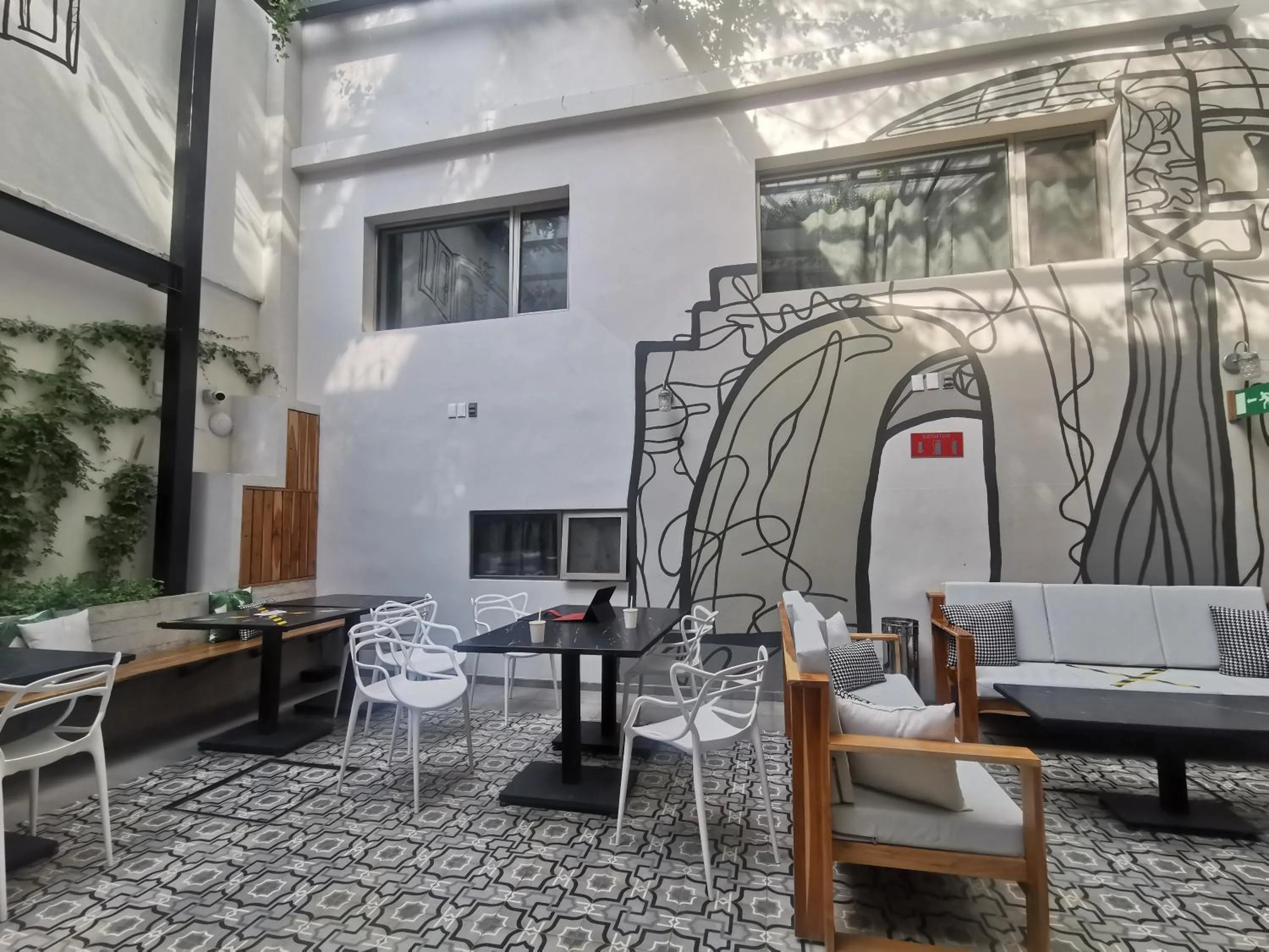 Patio in Hotel MX condesa CDMX, Trademark Collection by Wyndham