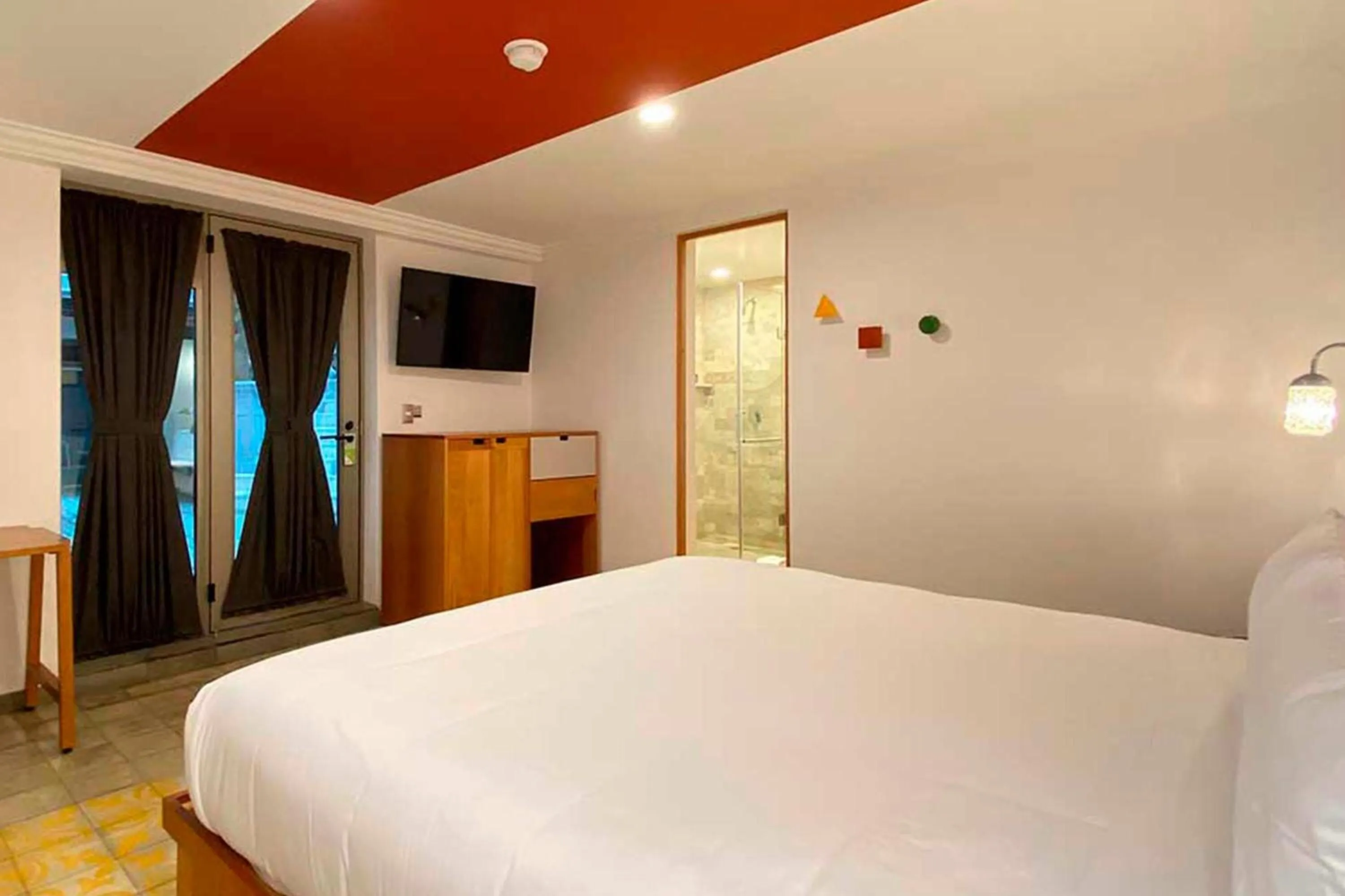 Photo of the whole room, Bed in Hotel MX condesa CDMX, Trademark Collection by Wyndham