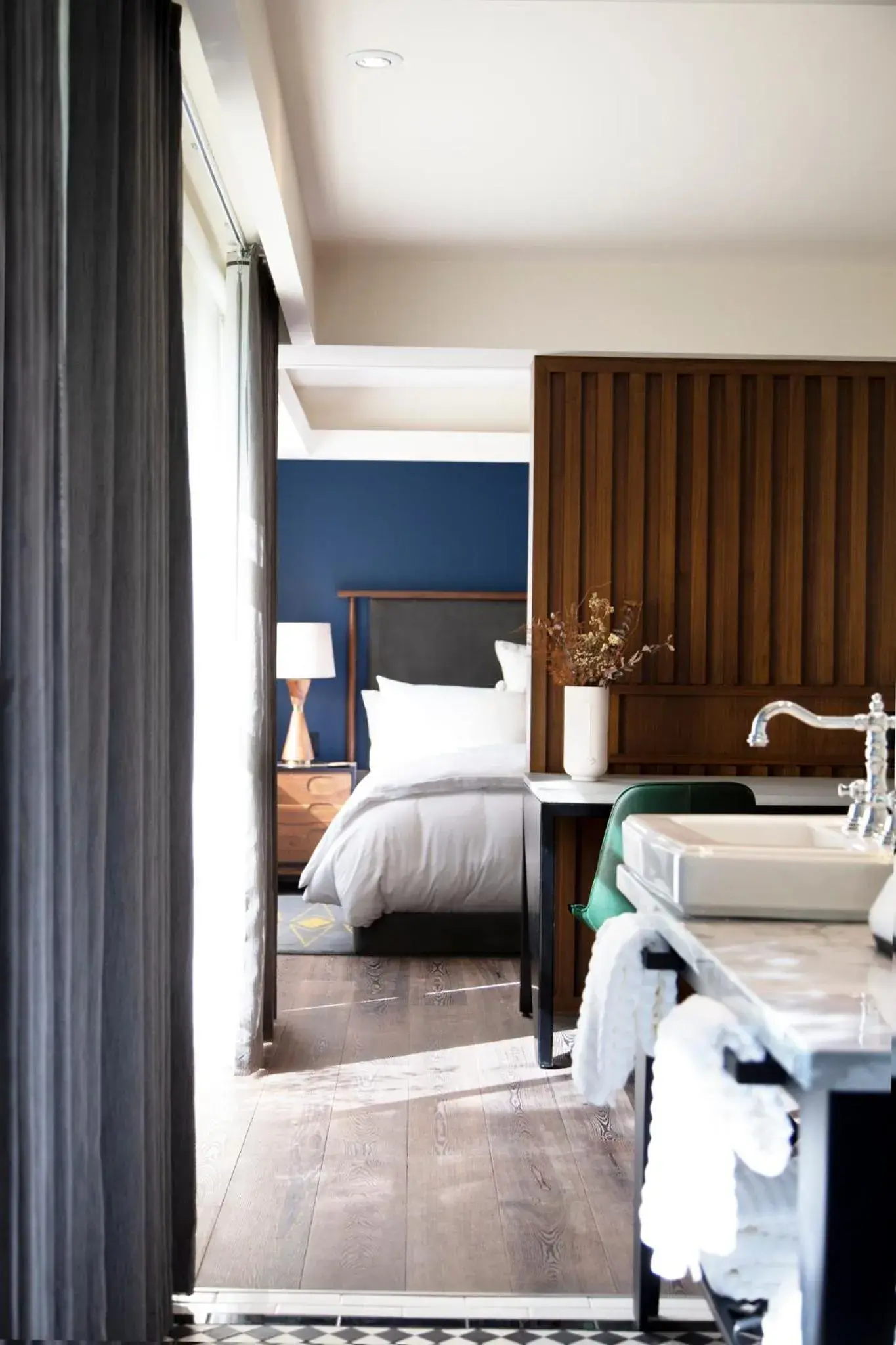Queen Room in Campos Polanco Queen Room in Campos Polanco