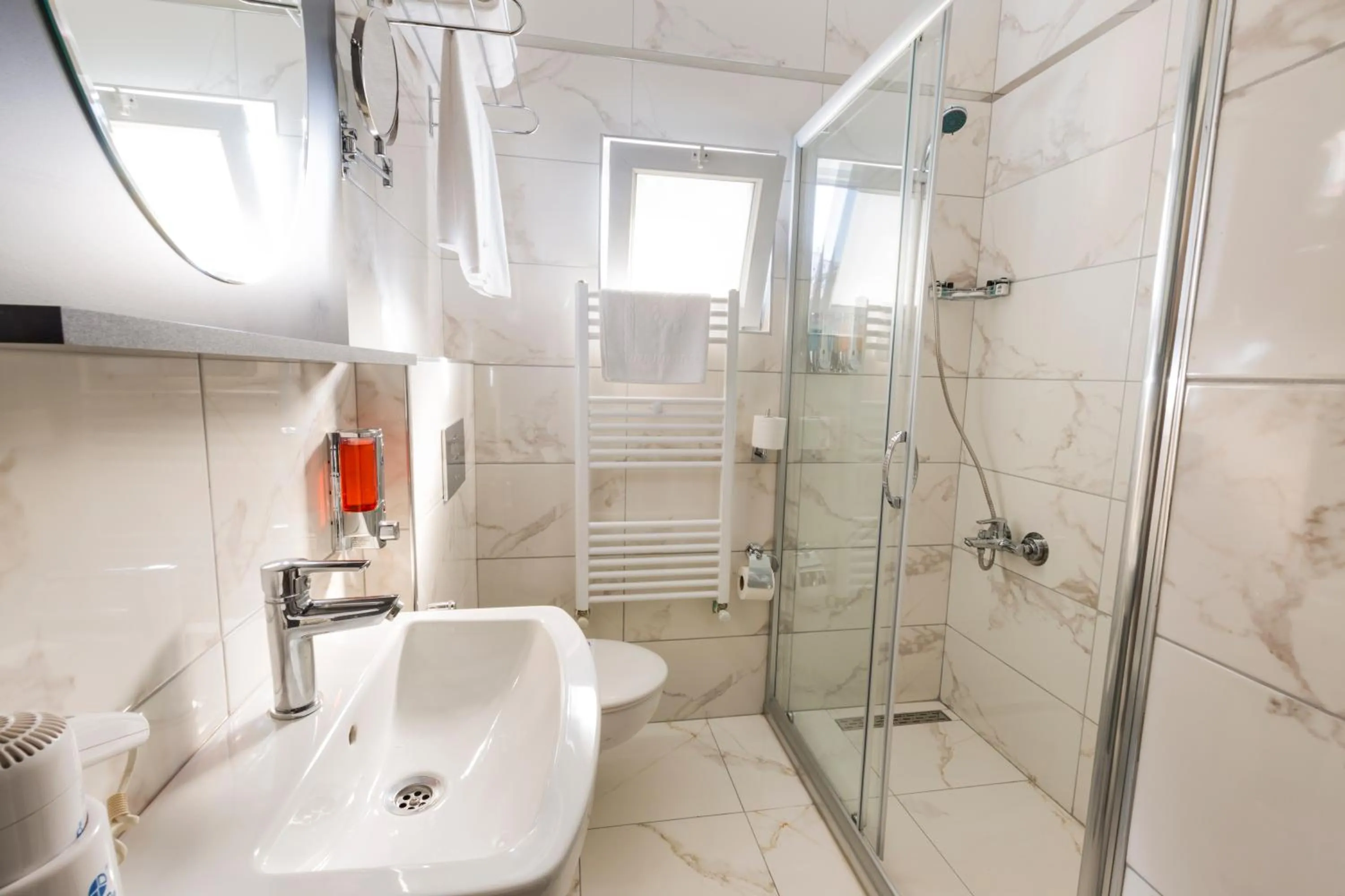 Bathroom in Azra Residence Otel