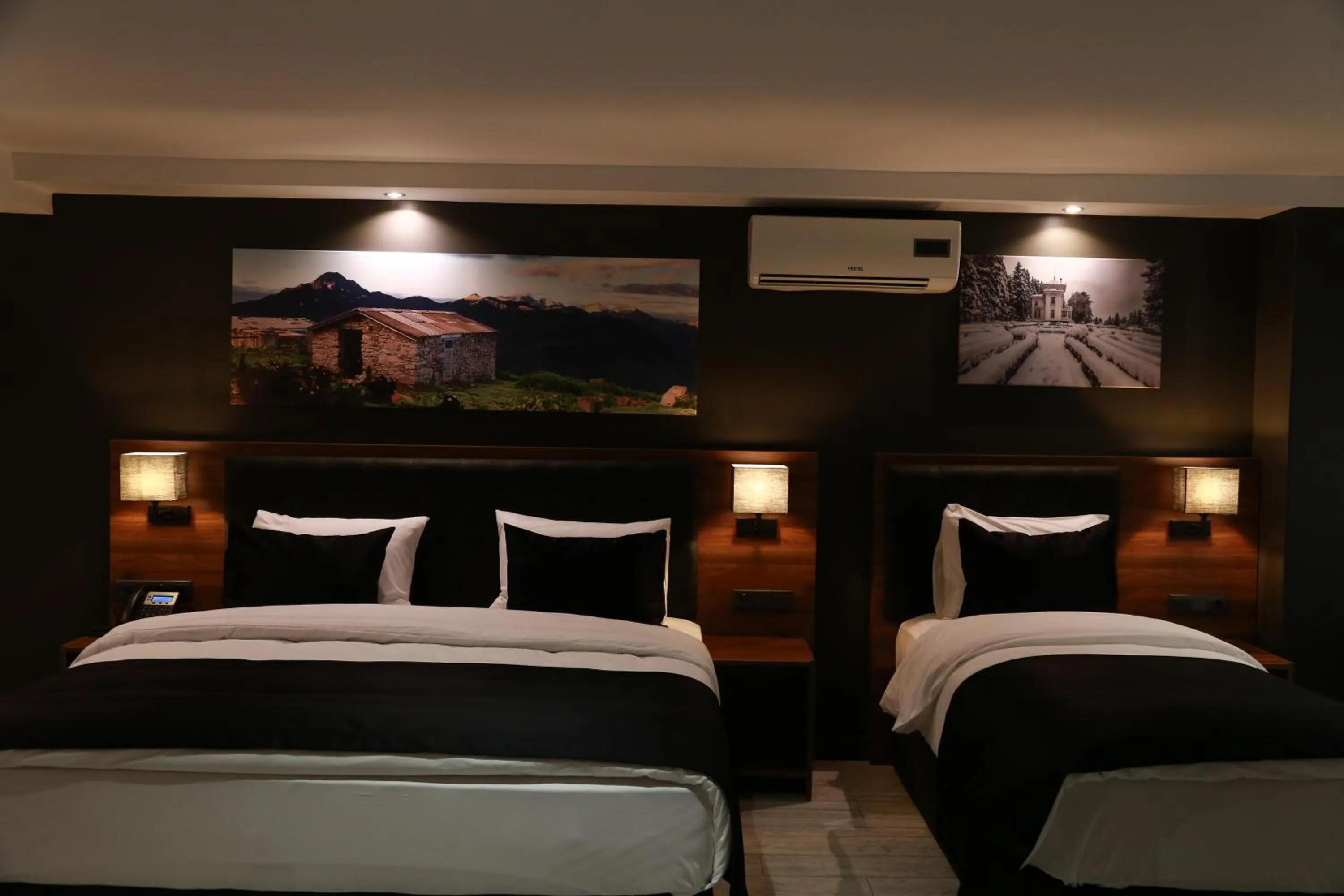 Photo of the whole room, Bed in Azra Residence Otel