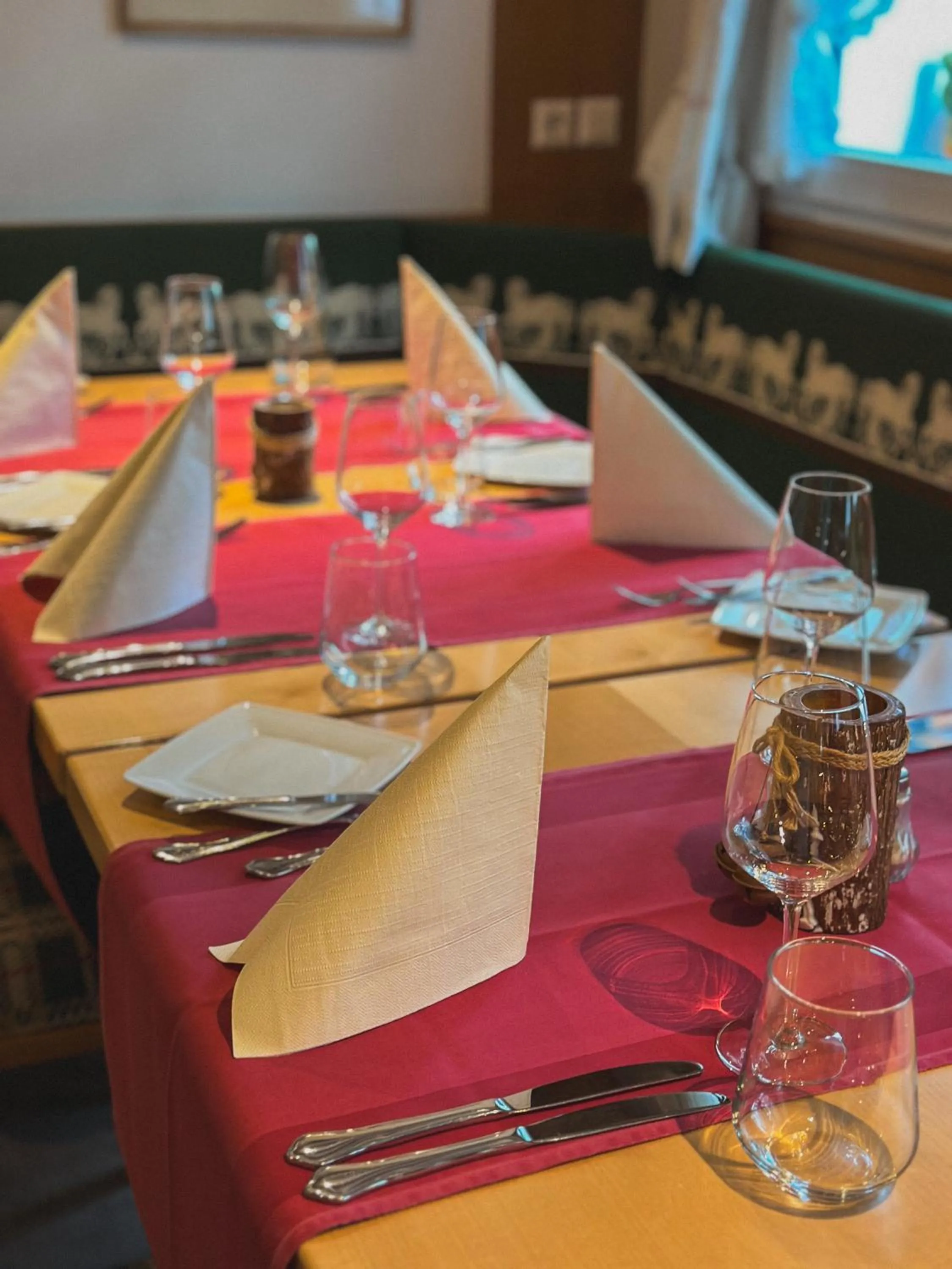 Restaurant/places to eat in Hotel Schwarzwald-Resort Rößle