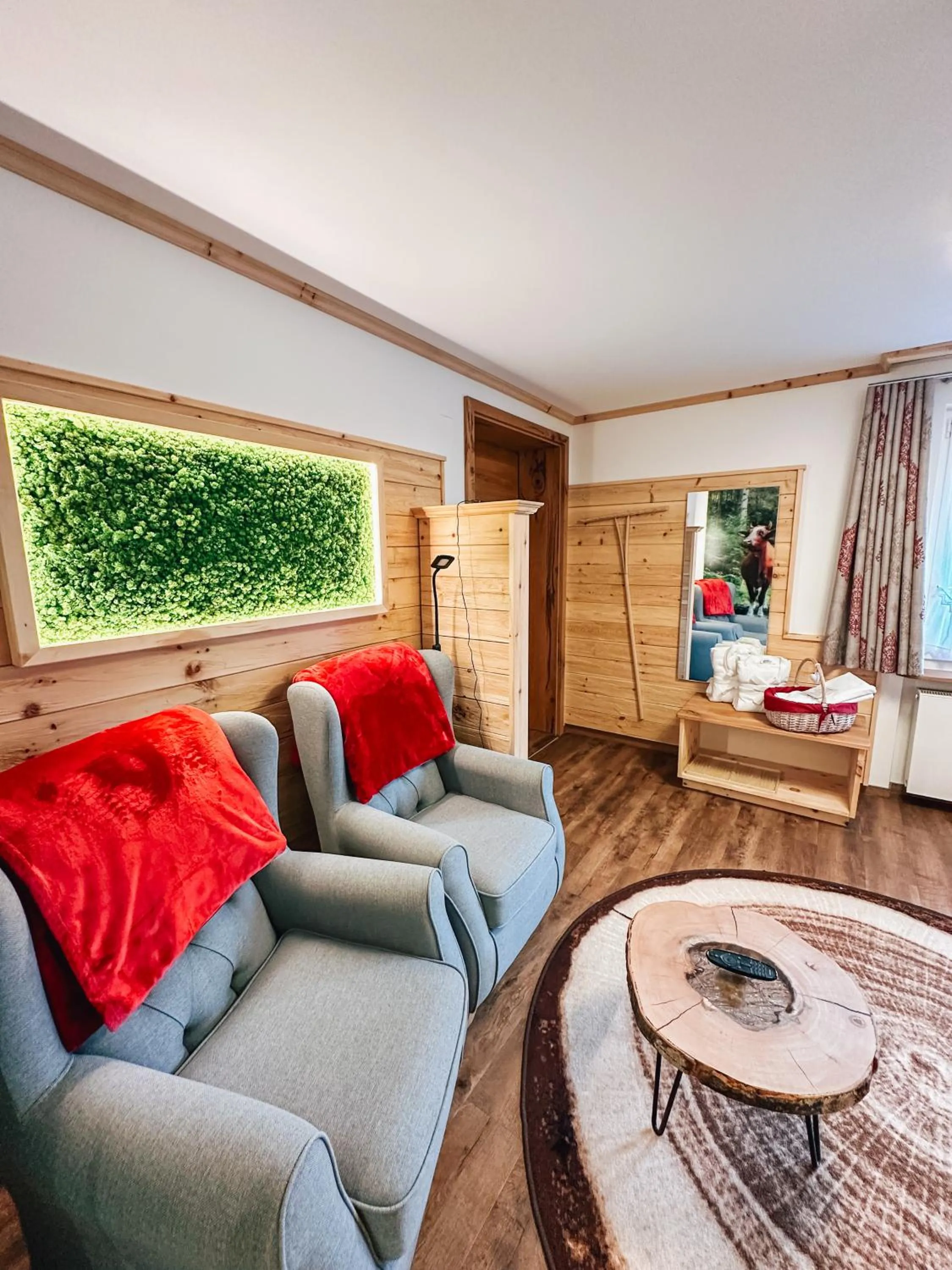 Photo of the whole room in Hotel Schwarzwald-Resort Rößle