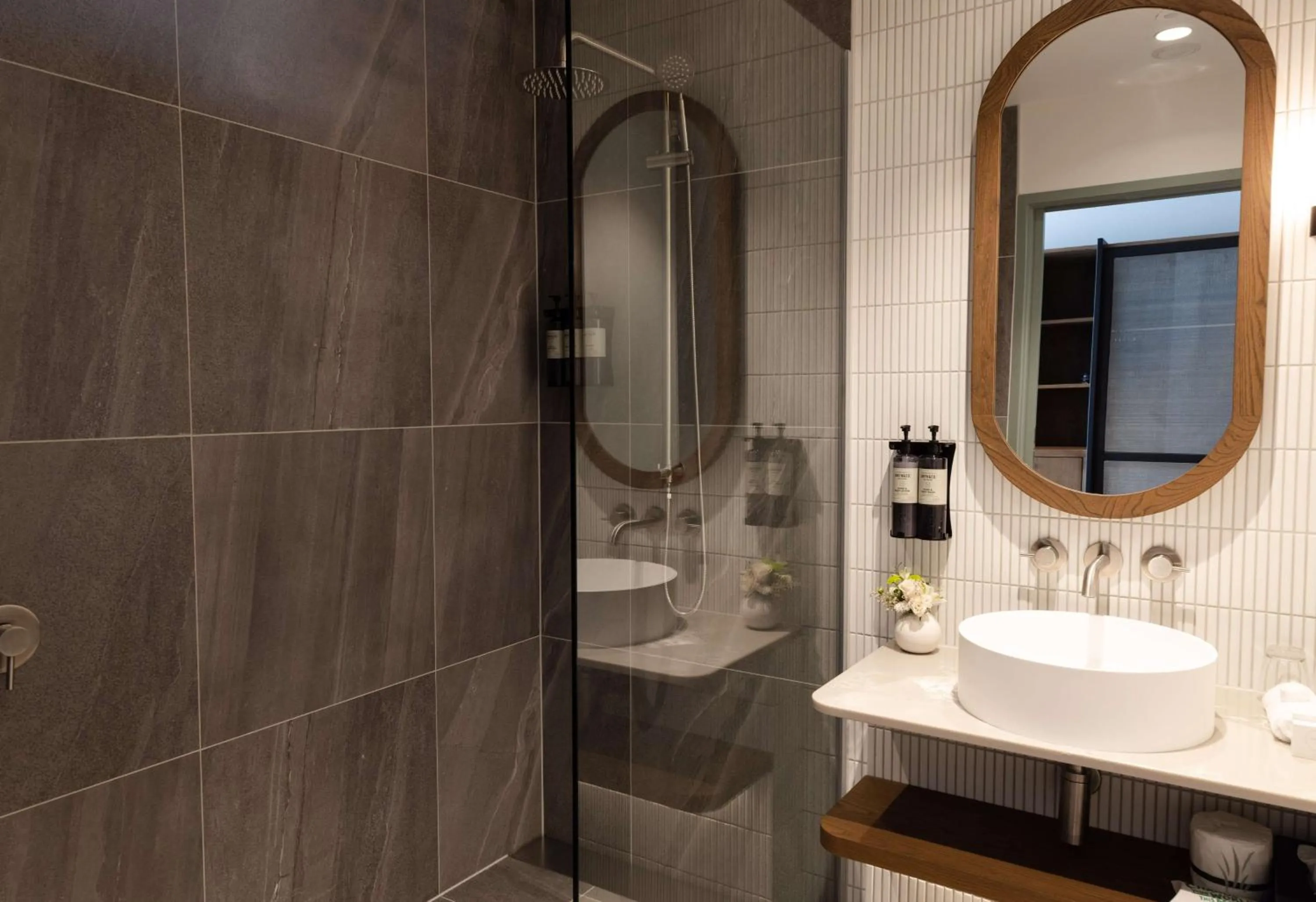 Bathroom in Sudima Queenstown Five Mile