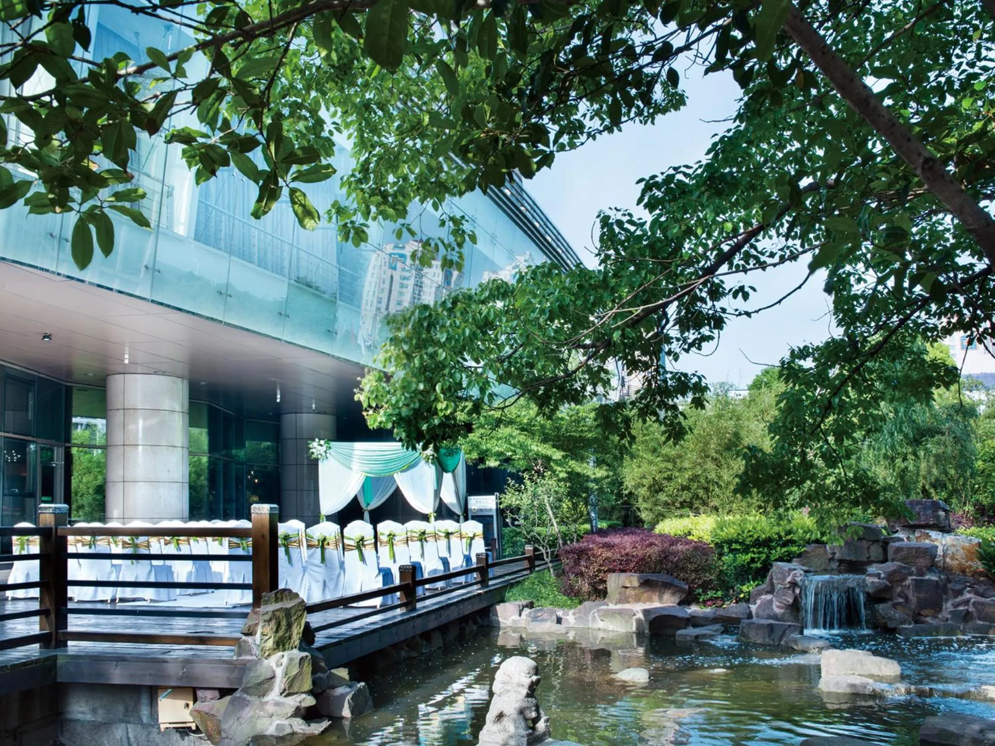 Garden in Grand Millennium Shanghai HongQiao