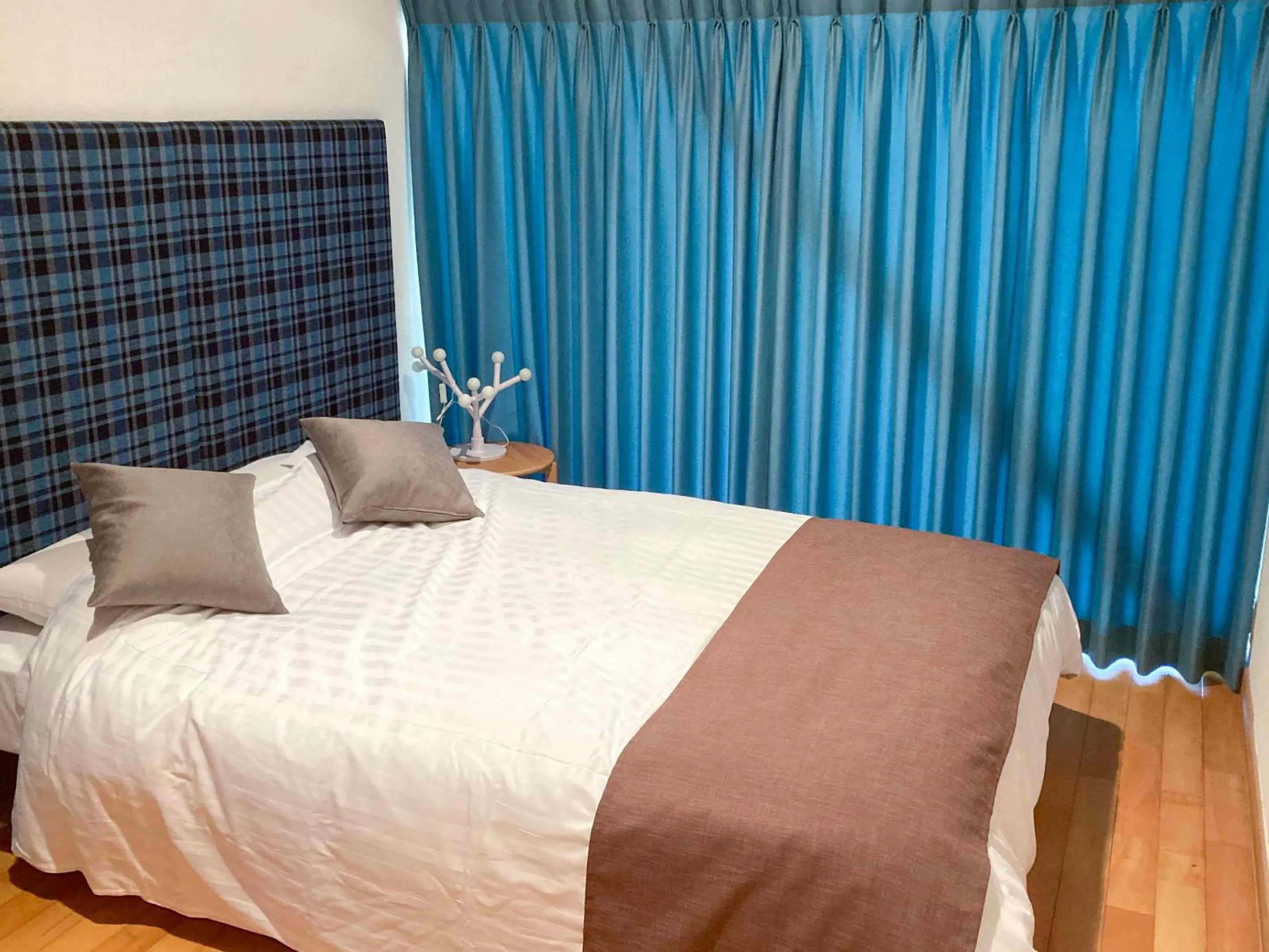 Bed in Enako Villas