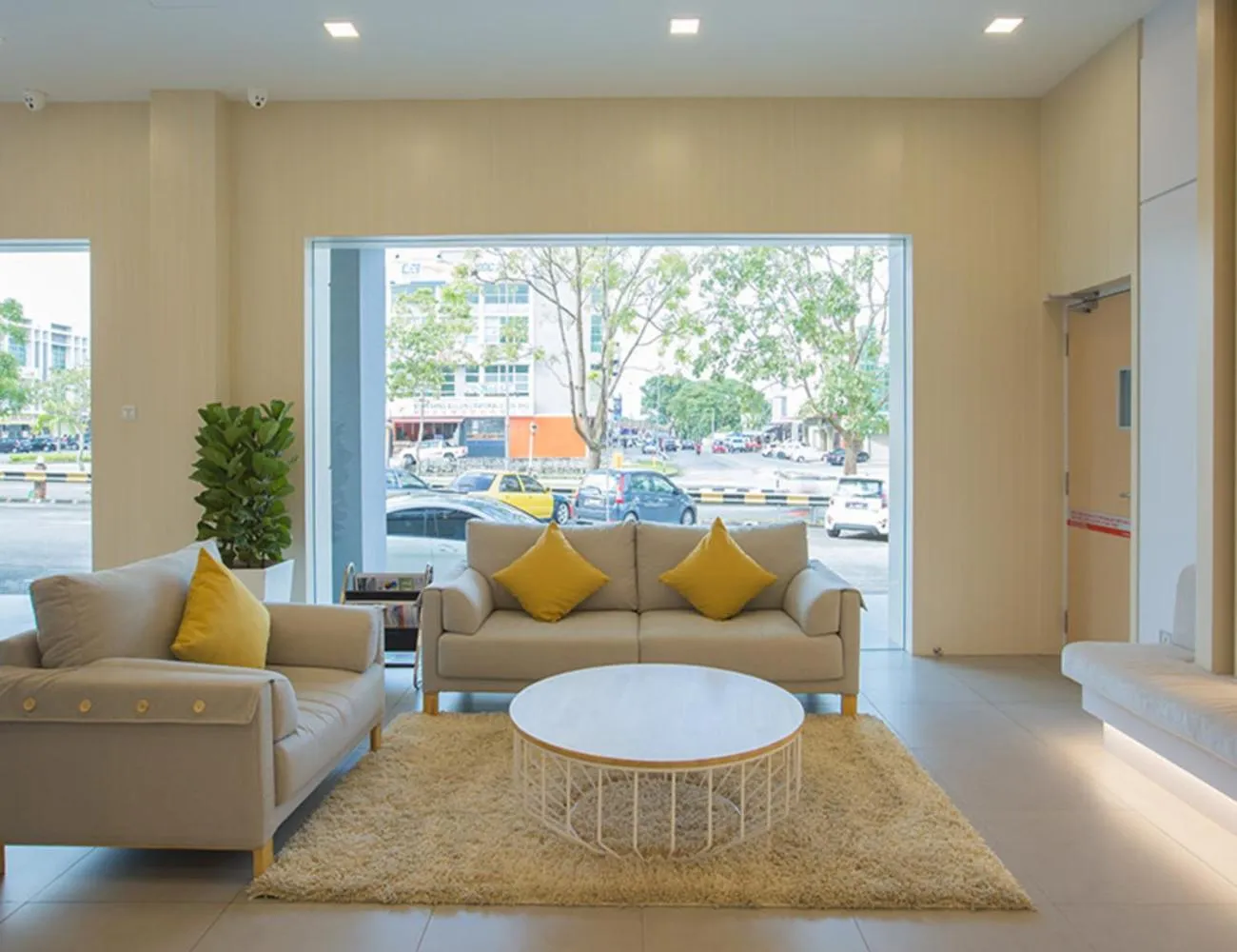 Lounge or bar in Minimalist Hotel