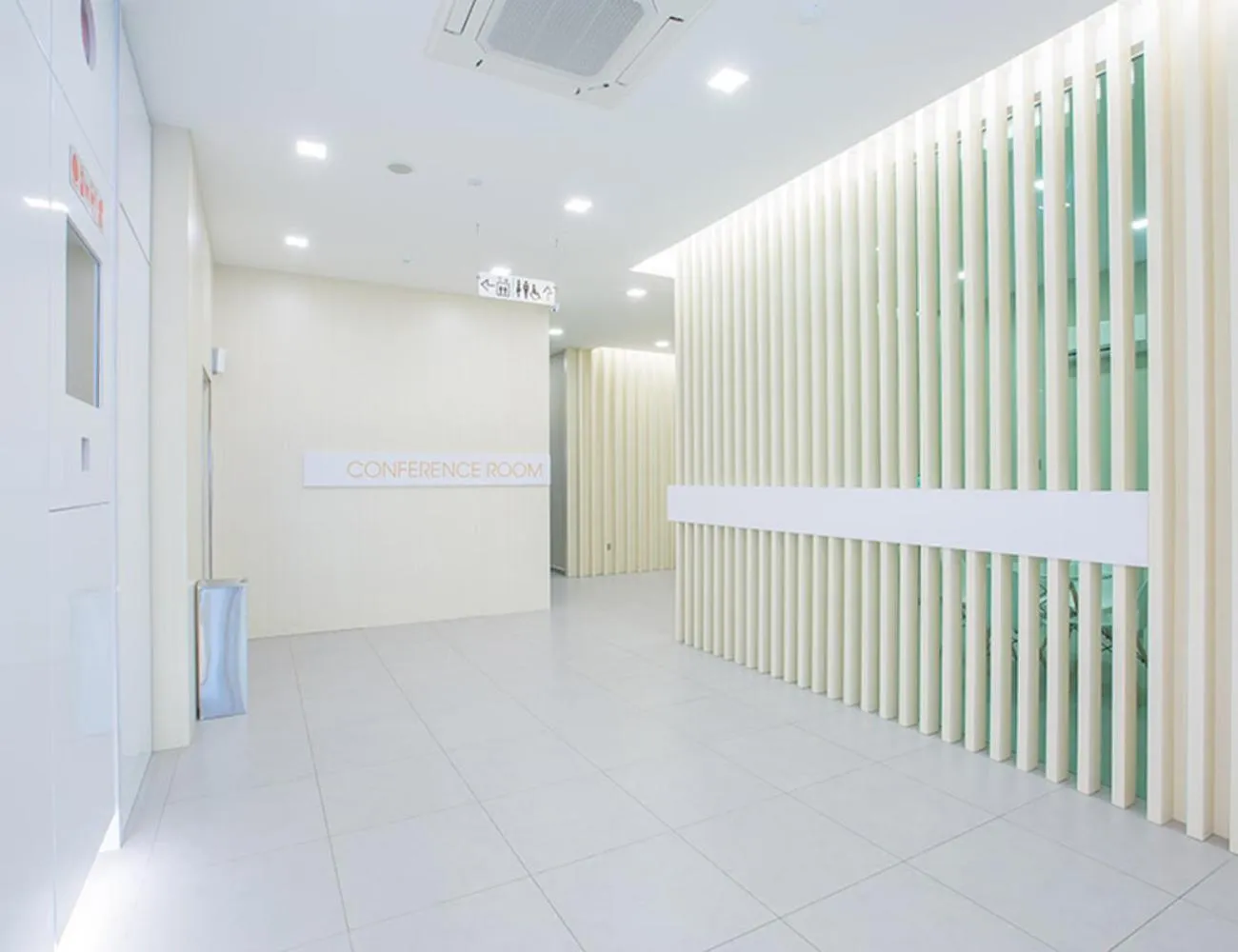 Lobby or reception in Minimalist Hotel