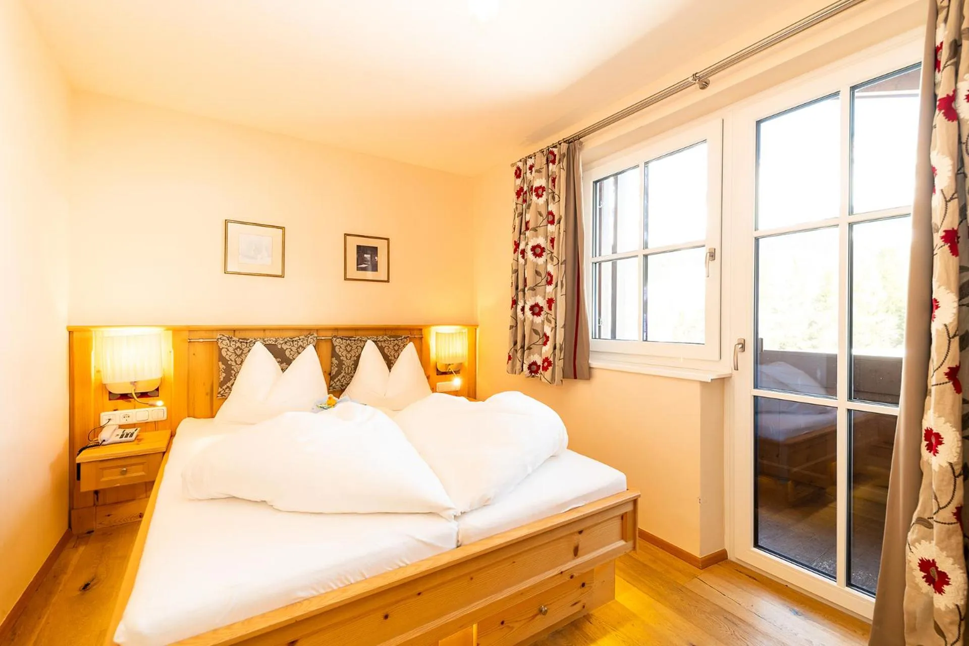 Bedroom, Bed in Übergossene Alm Resort