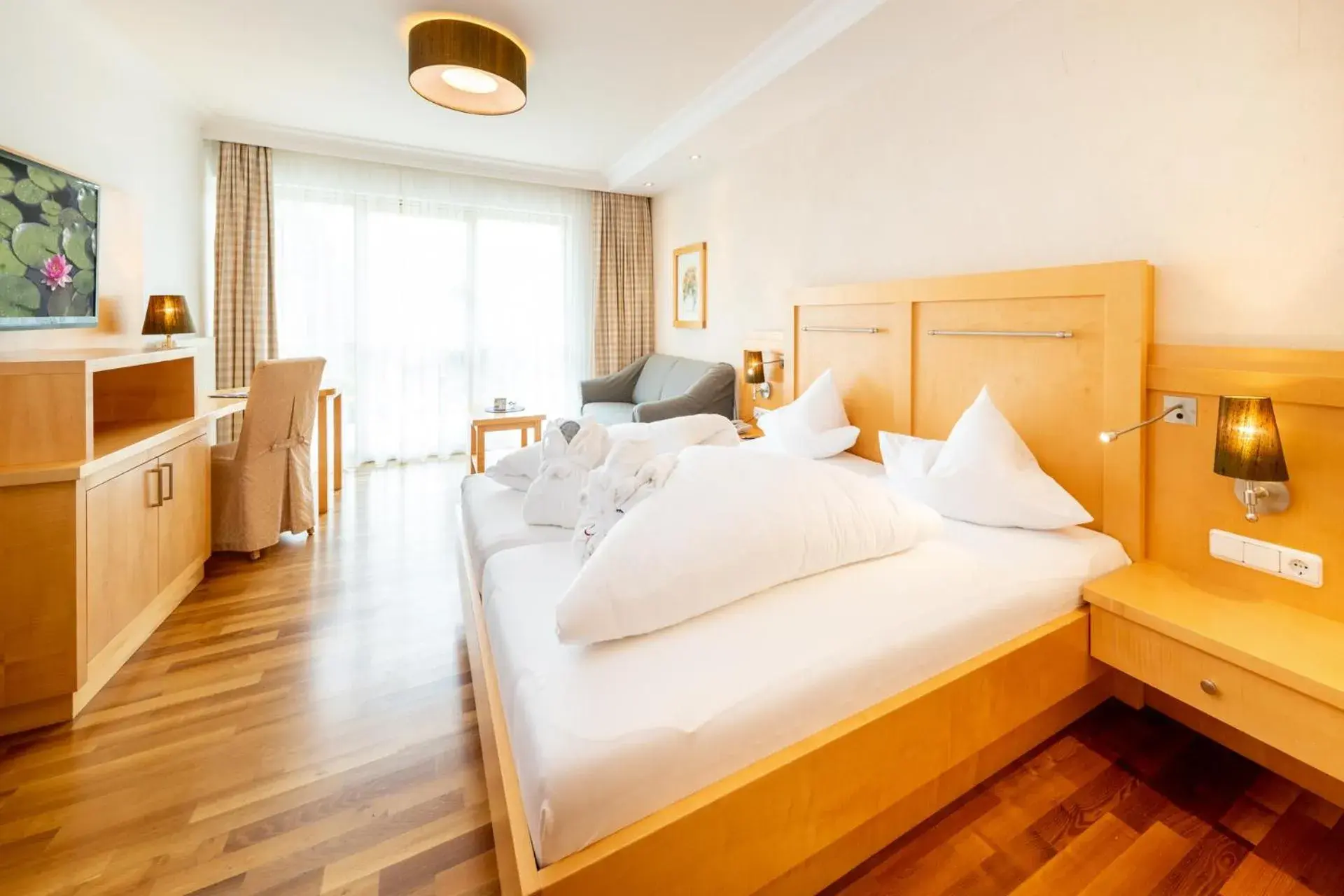 Superior Double Room in Übergossene Alm Resort Superior Double Room in Übergossene Alm Resort