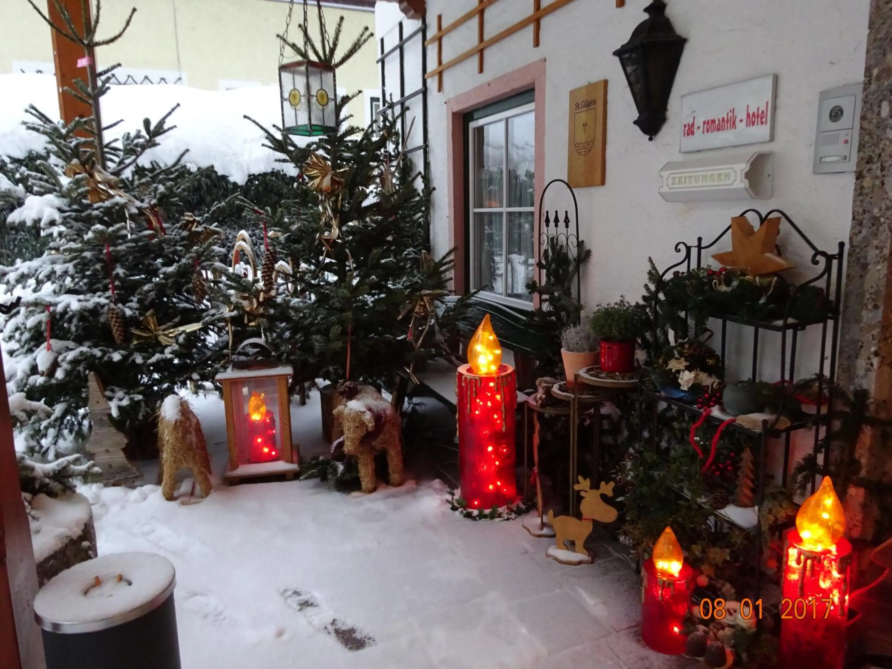 Facade/entrance in Hotel-Garni Schernthaner