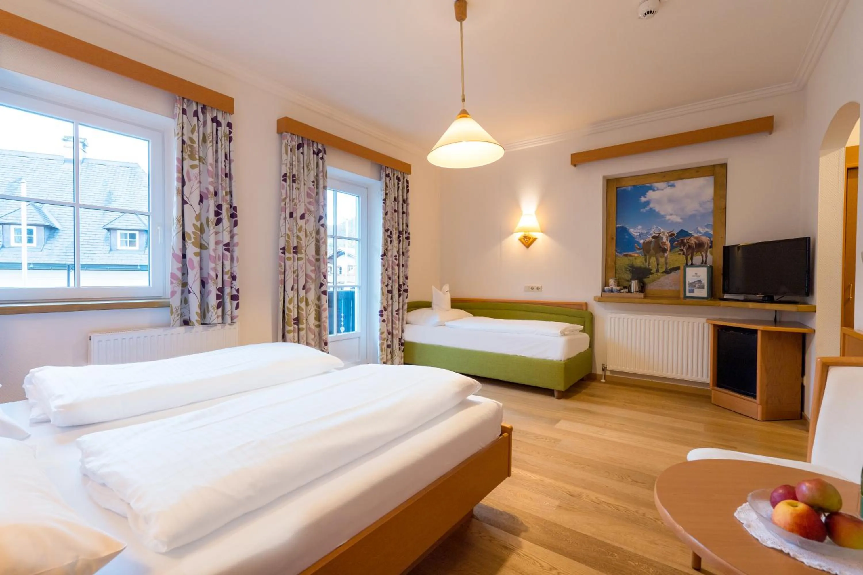 Bed in Hotel-Garni Schernthaner