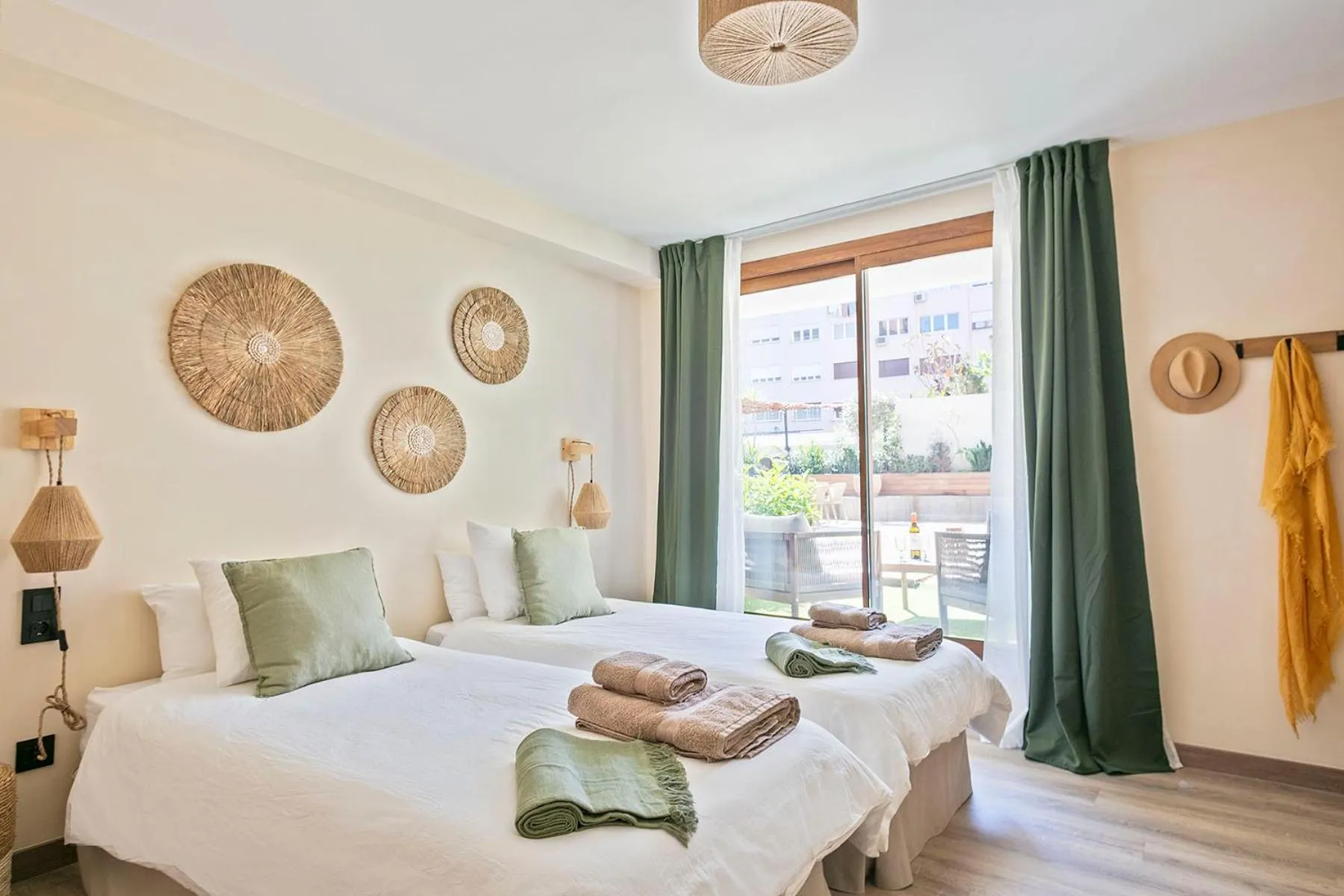 Bed in Olivia Barcelona