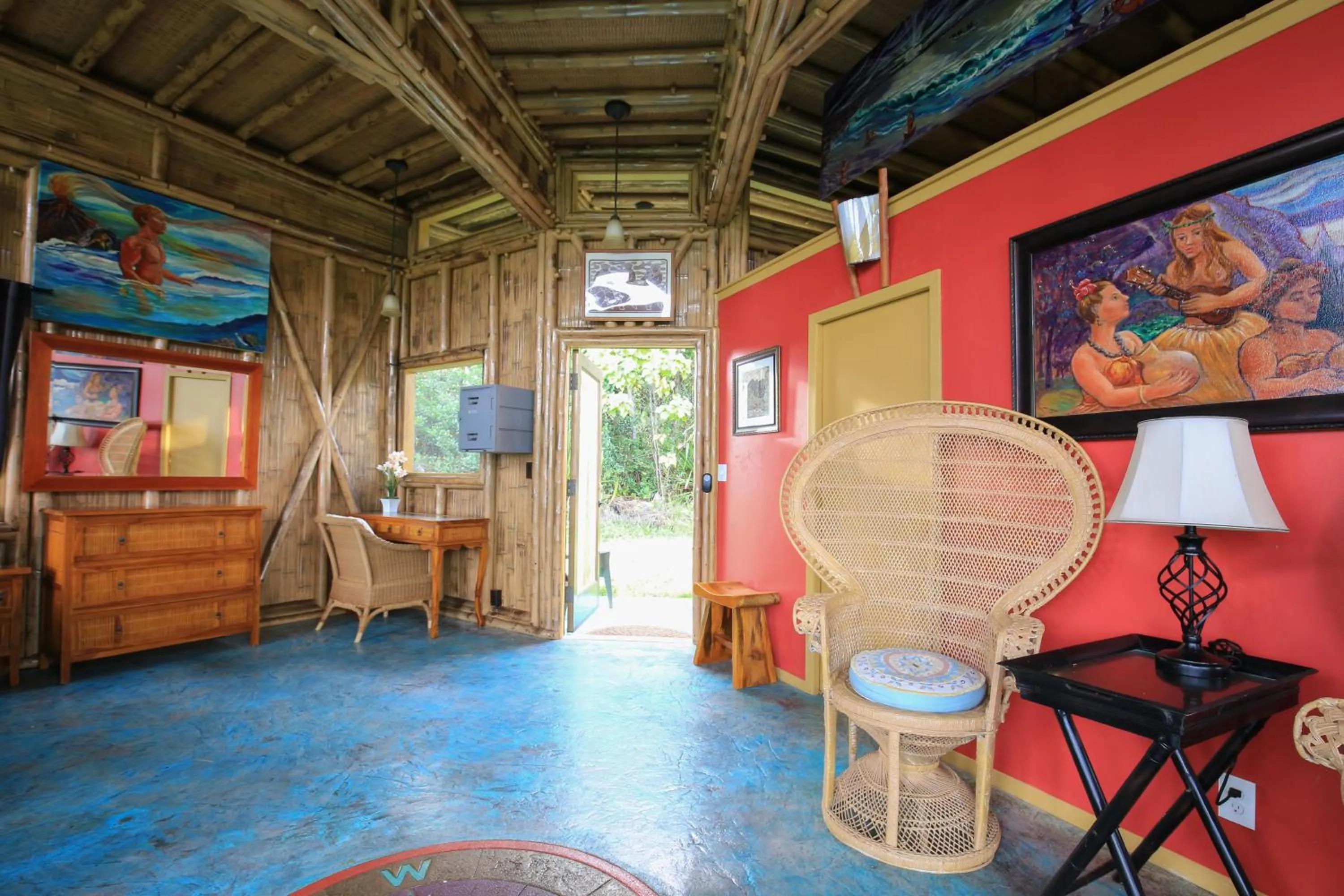 Living room in Kalani Oceanside Retreat