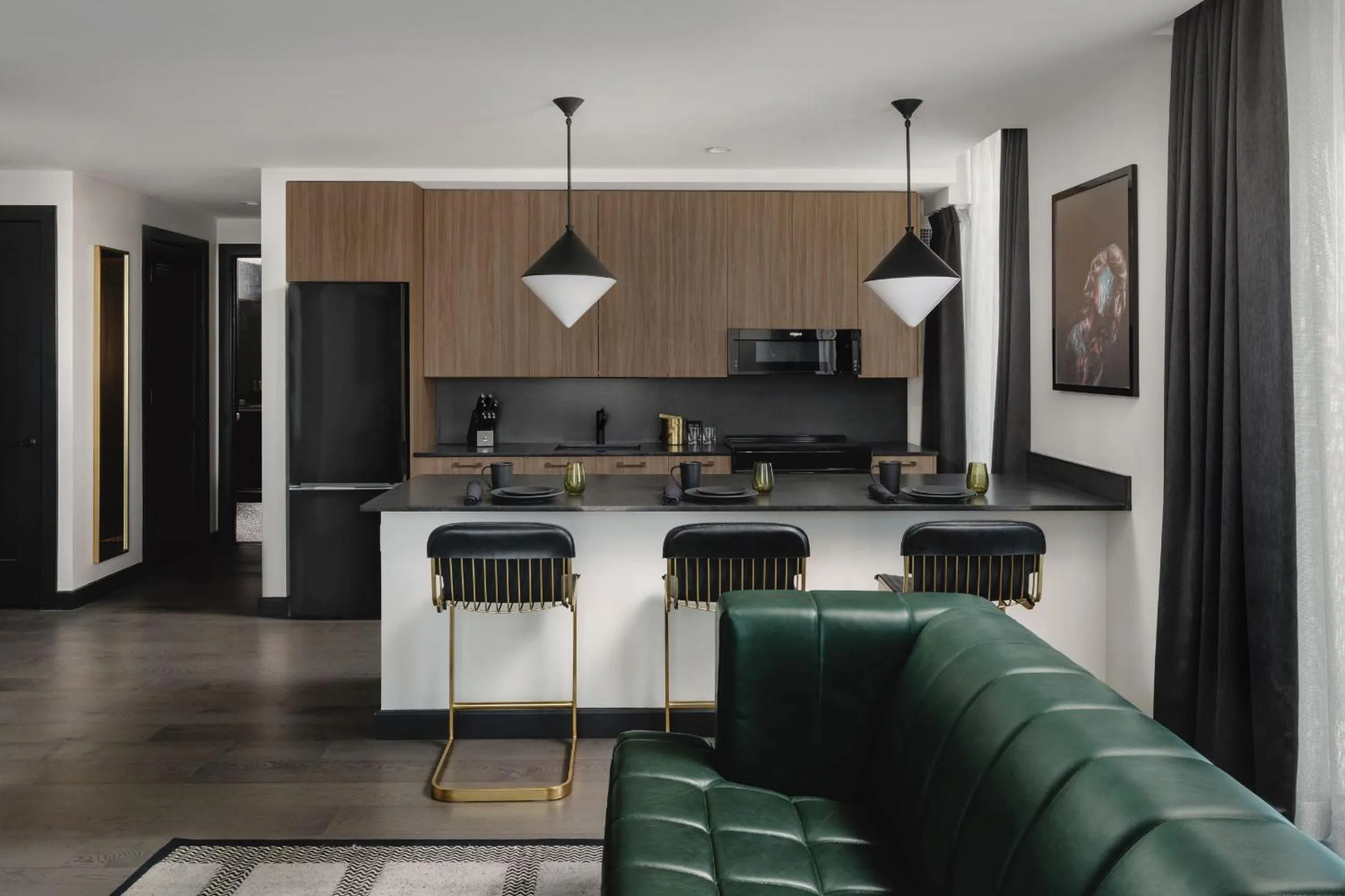 Kitchen or kitchenette in Thompson Austin, by Hyatt