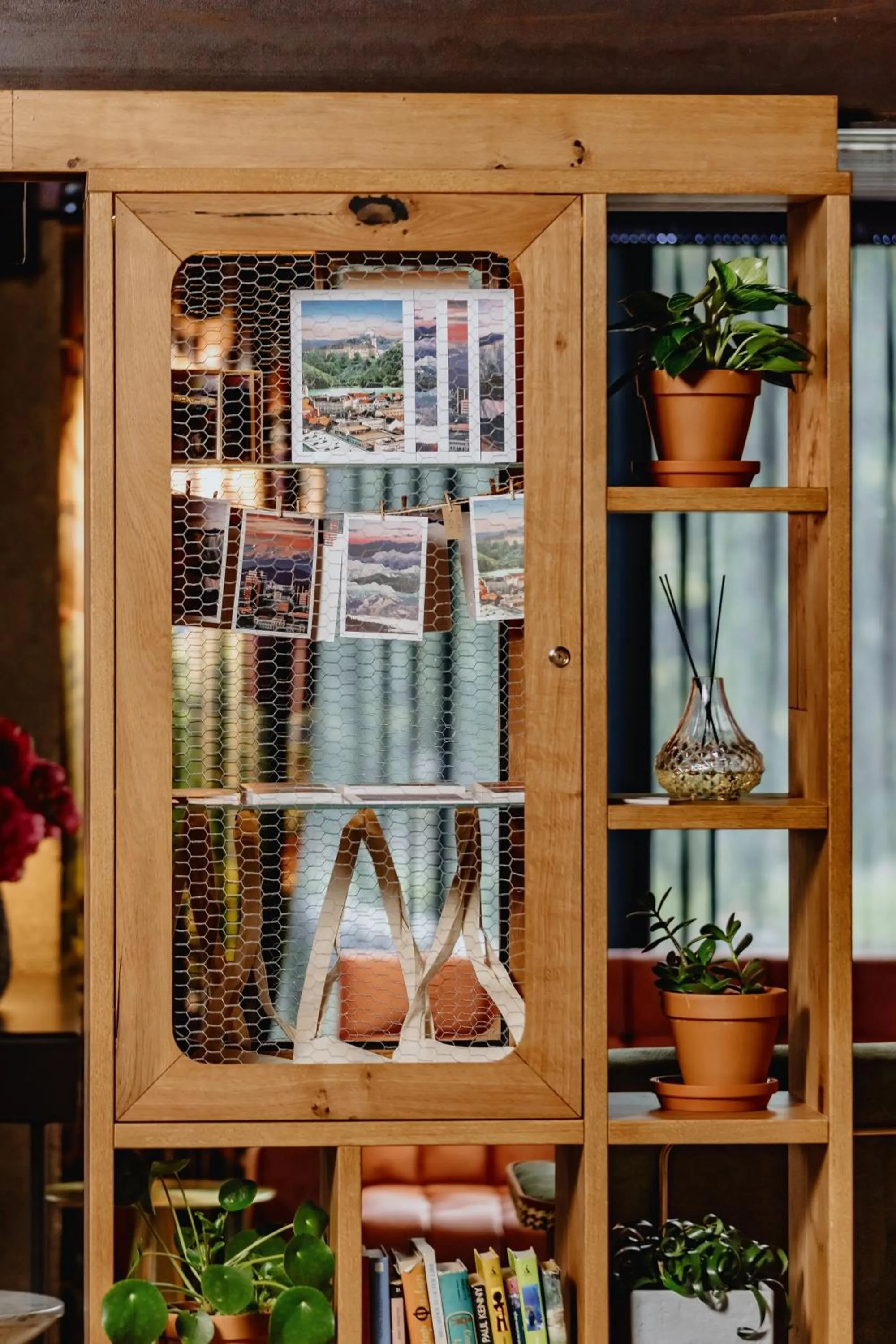 On-site shops in ONE66 Hotel