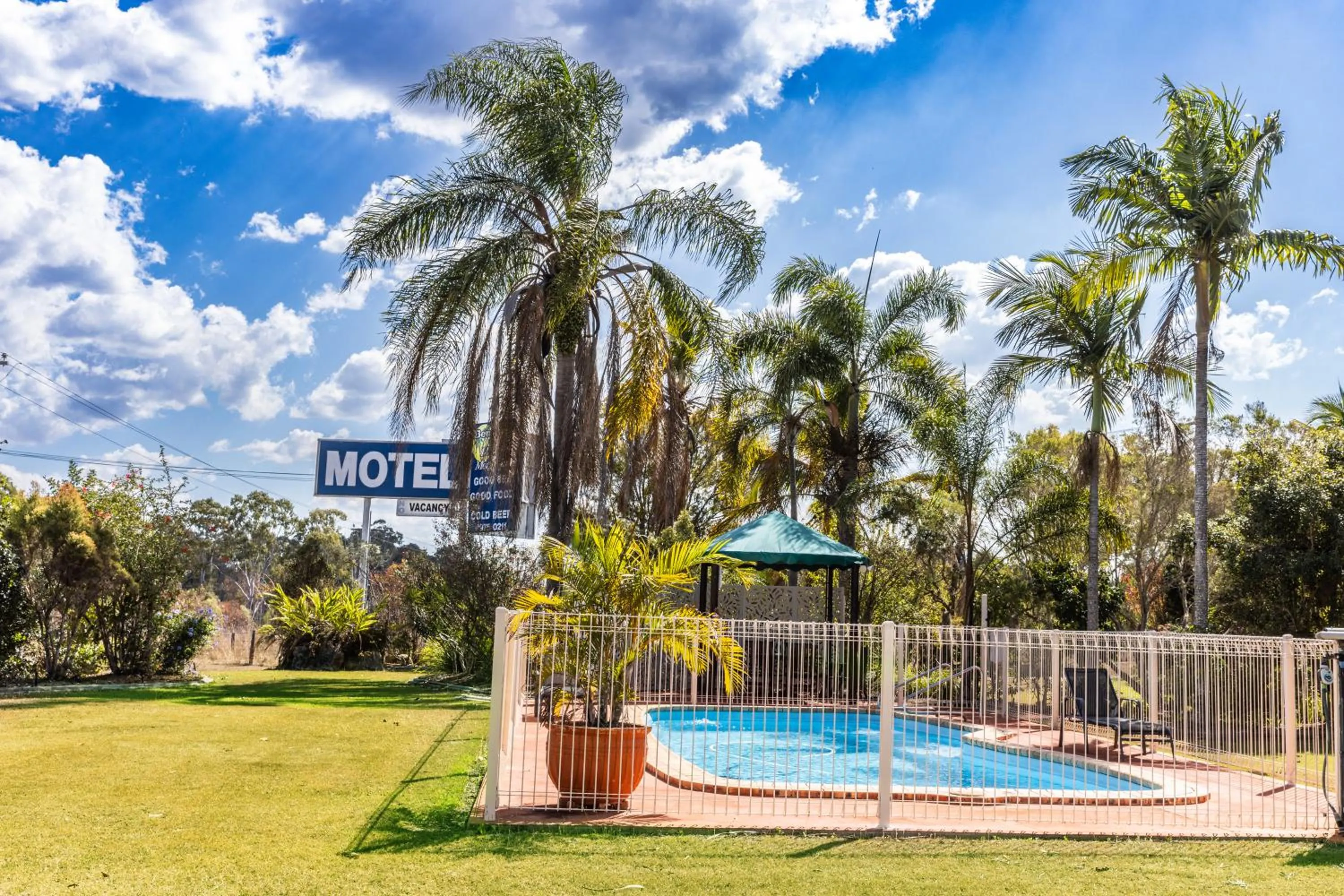 Benaraby Hilltop MotorInn