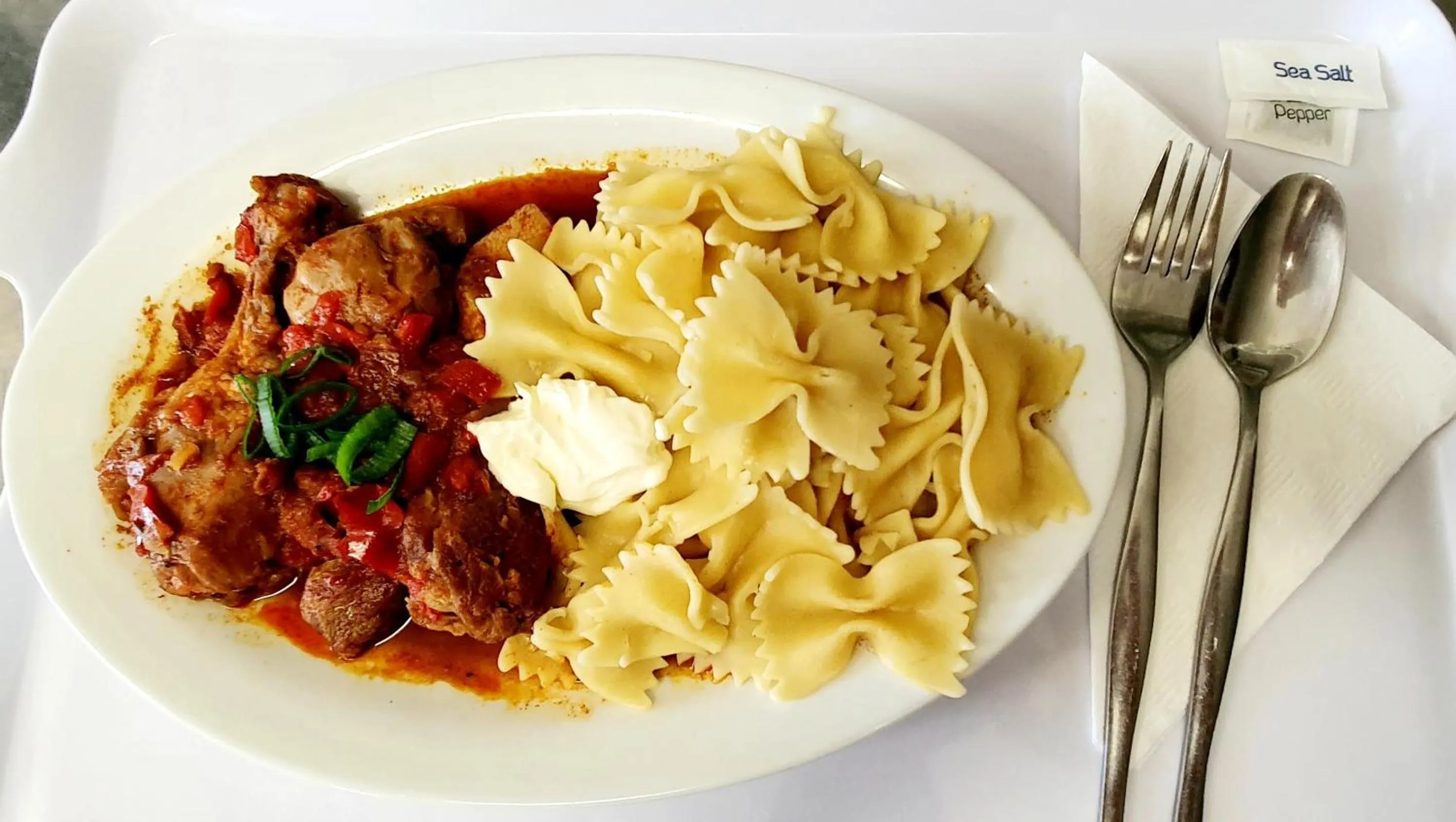 Food in Benaraby Hilltop MotorInn