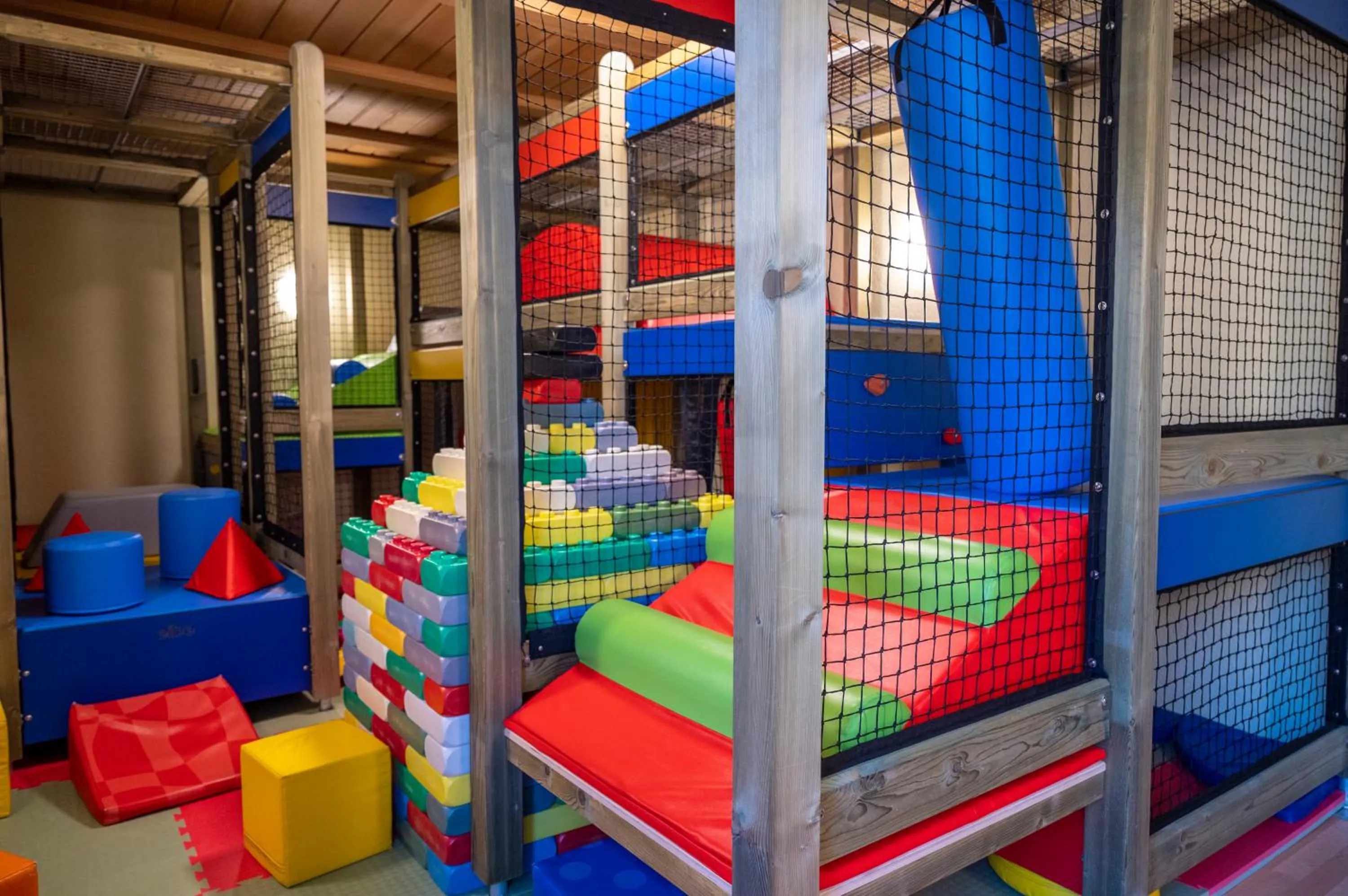 Game Room, Bed in Familotel Mein Krug