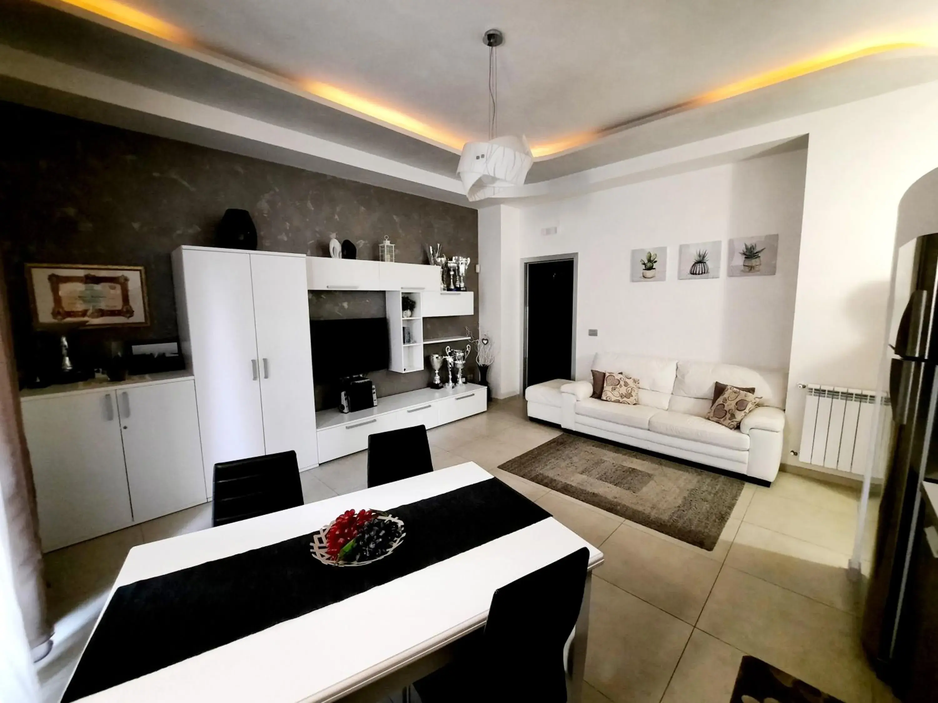One-Bedroom Apartment - single occupancy in Campi Elisi One-Bedroom Apartment - single occupancy in Campi Elisi